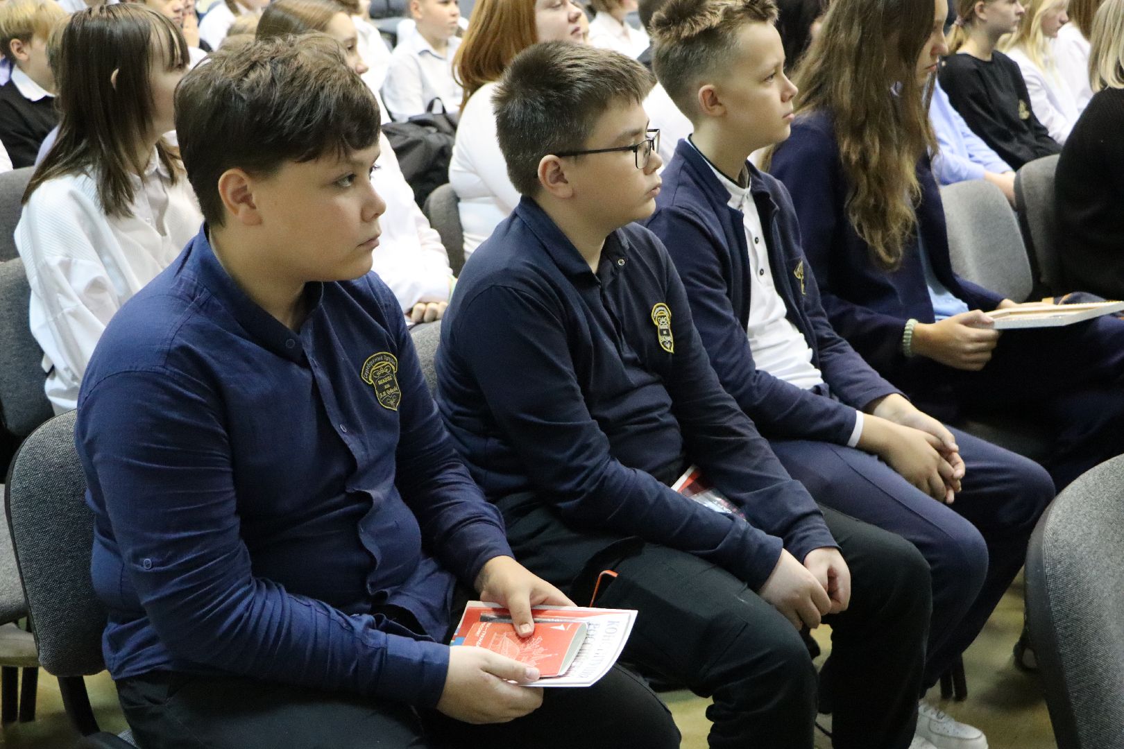 Серебряные Пруды, Даижение Первых, вручение паспортов, юные граждане РФ, школа чуйкова, вертикалки,