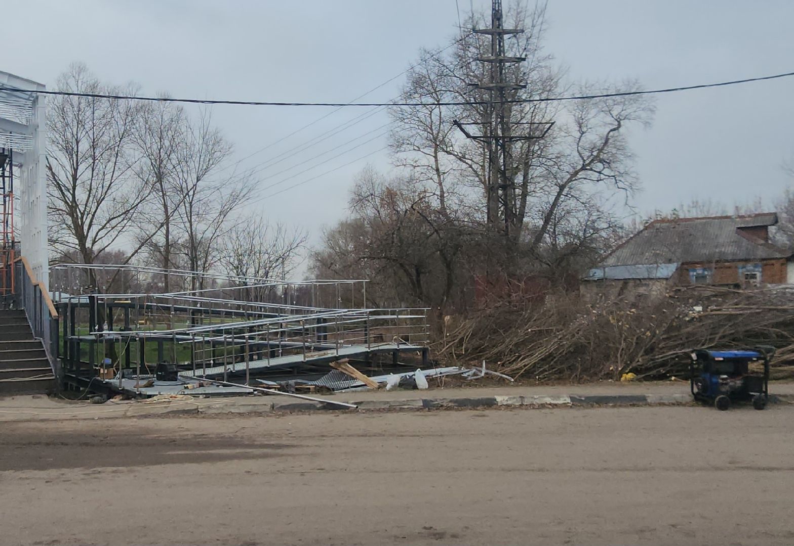 павловский посад, городского округ павловский посад, люди, жители, благоустройство, пандус, пешеход, вертикальное видео, вертикалка,