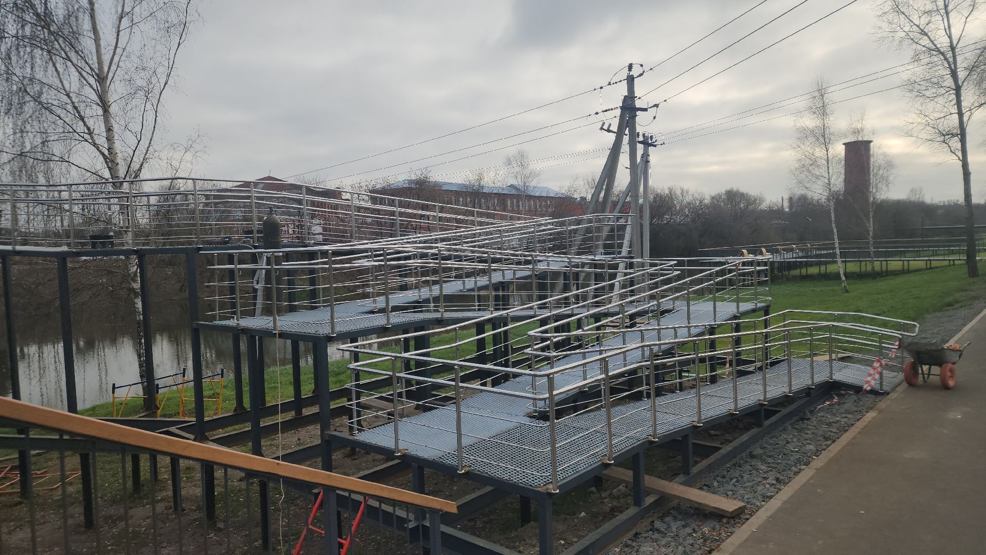 павловский посад, городского округ павловский посад, люди, жители, благоустройство, пандус, пешеход, вертикальное видео, вертикалка,