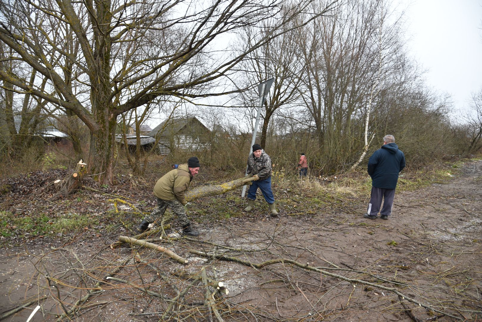 лотошино, калицино, населенный пункт воинской доблести, благоустройство, стела, вертикалки,