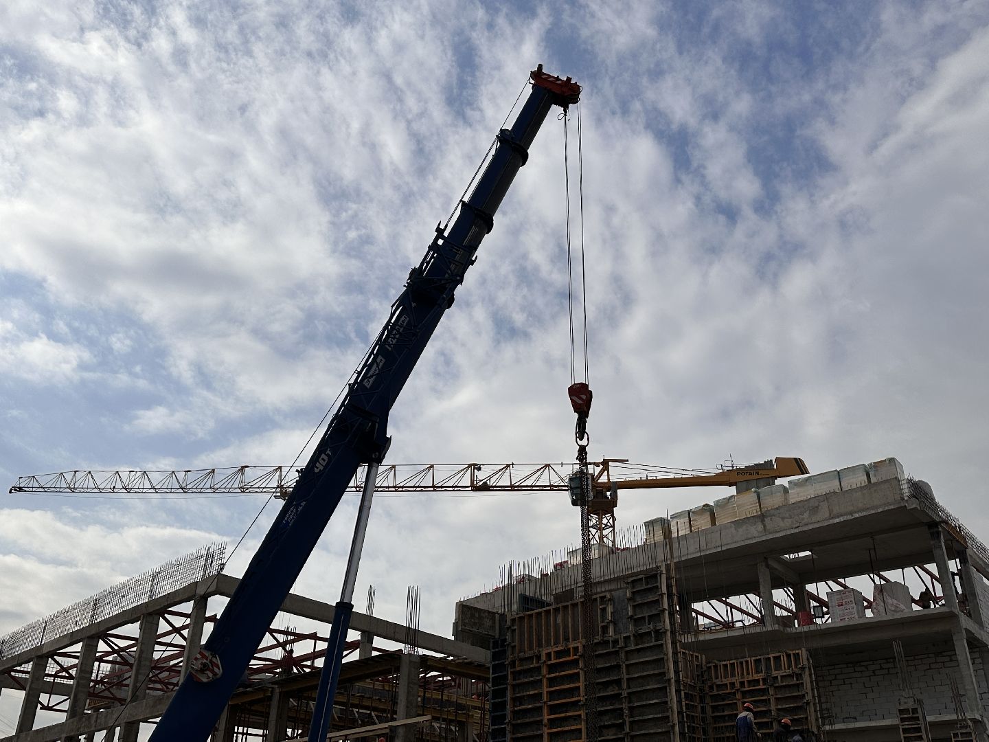 Одинцово, Образование, Строительство