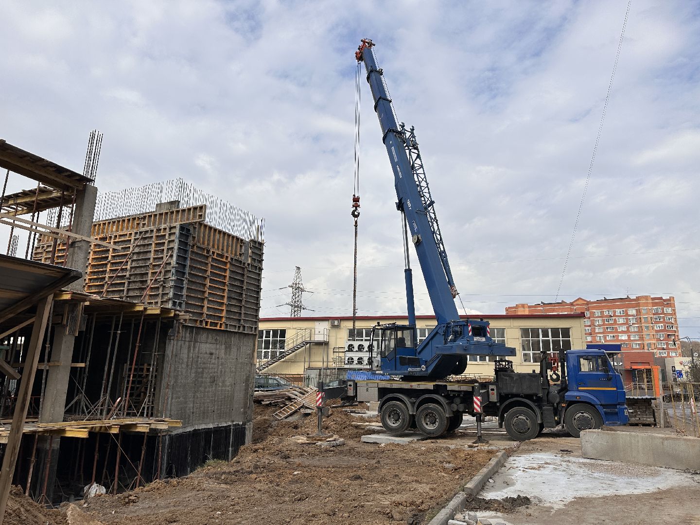 Одинцово, Образование, Строительство