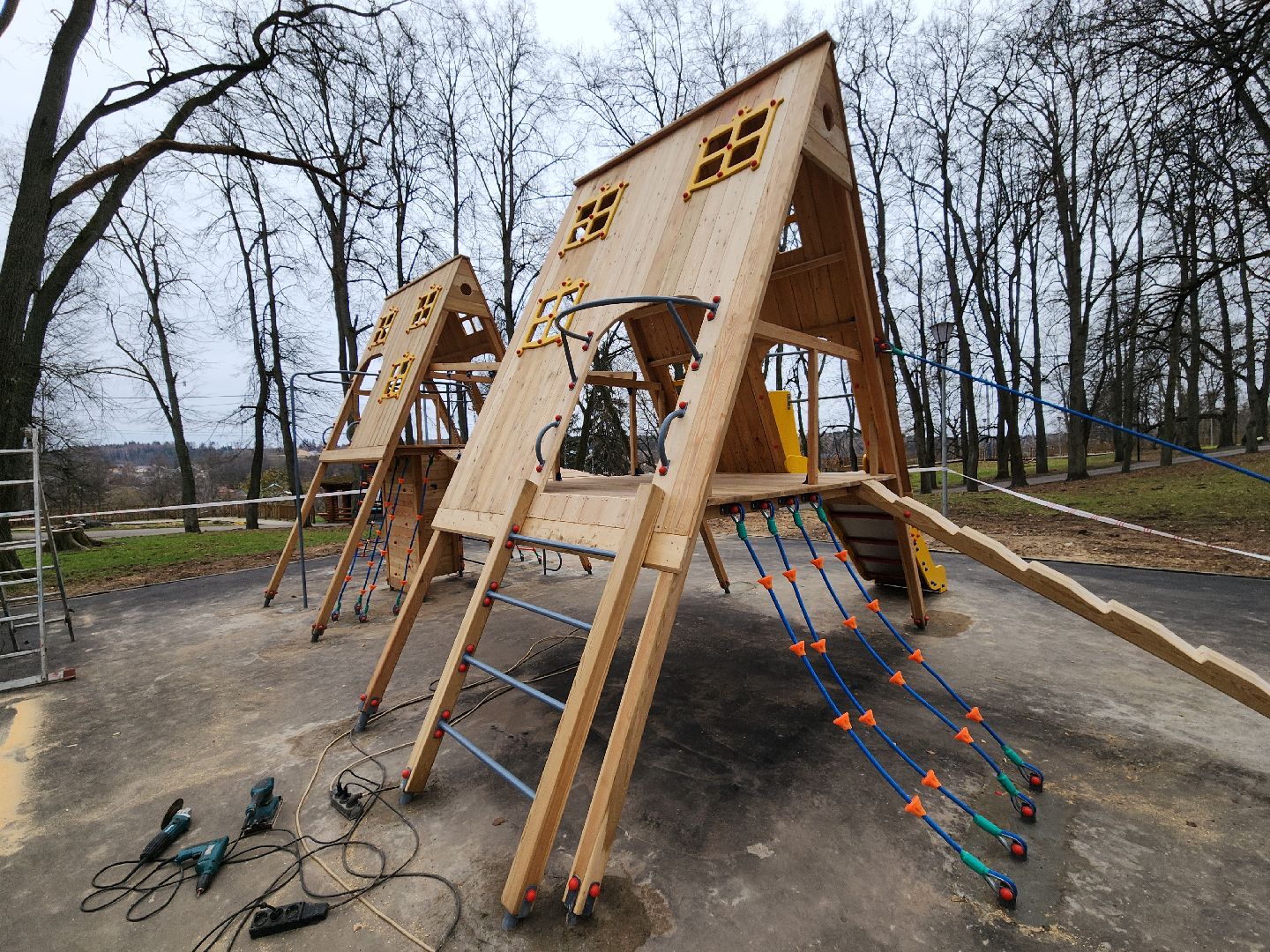 Парк городок, парки подмосковья, руза, детская площадка, рузский городской округ, московская область, подмосковье, вертикалки,
