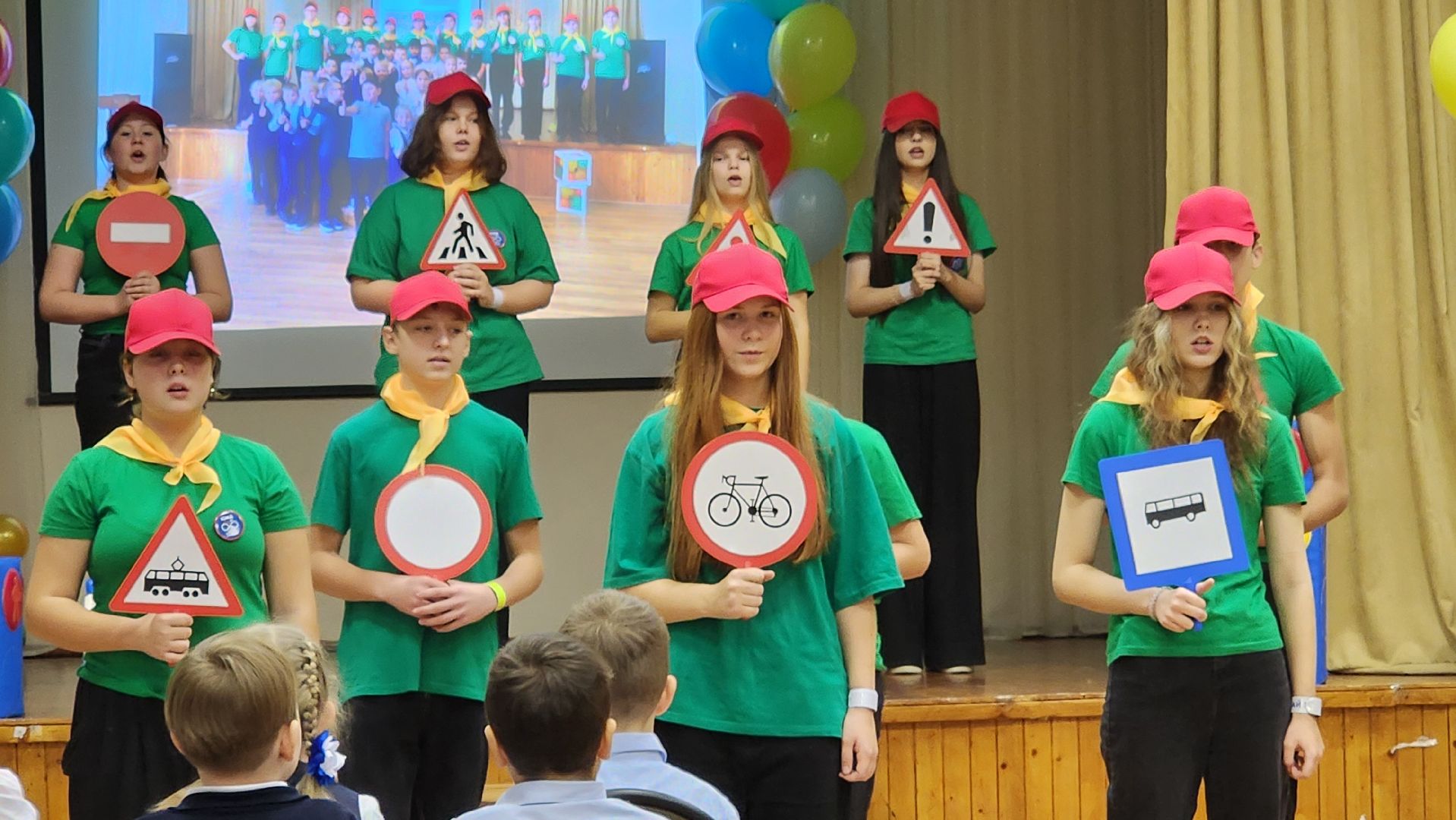 Бронницы, школа имени тимофеева, Отряд ЮИД, Правмла дорожного движения, Вертикалка, Вертикальное видео,