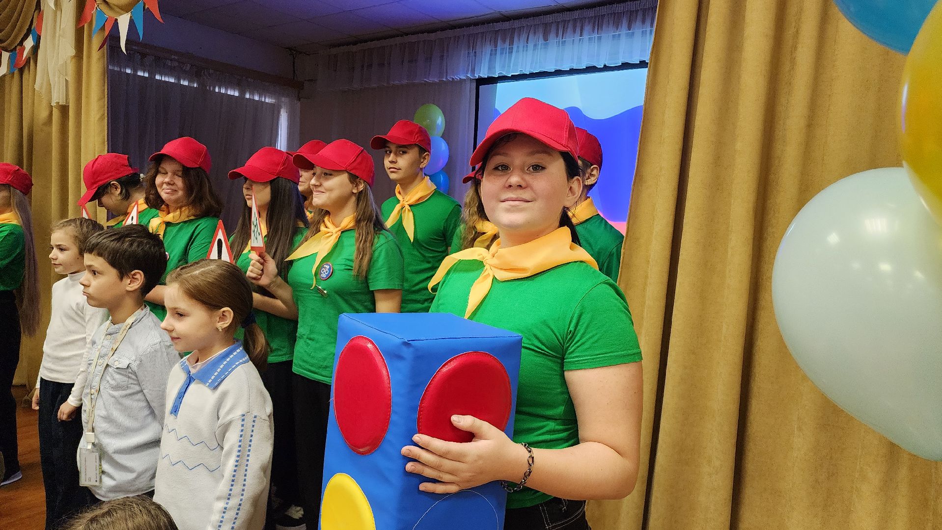 Бронницы, школа имени тимофеева, Отряд ЮИД, Правмла дорожного движения, Вертикалка, Вертикальное видео,