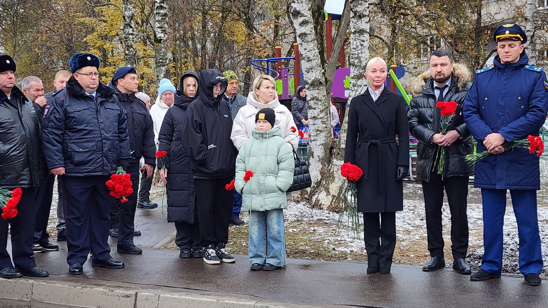 Солнечногорск, вертикалки, Алексей Марков, полиция, памятный камень,