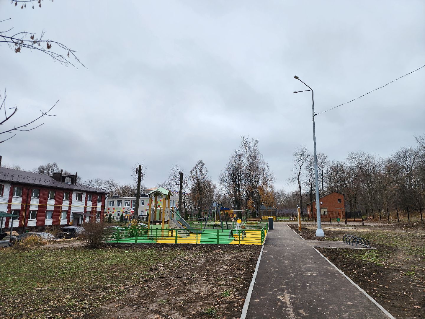 Зарайск, благоустройство двора, вертикалка,