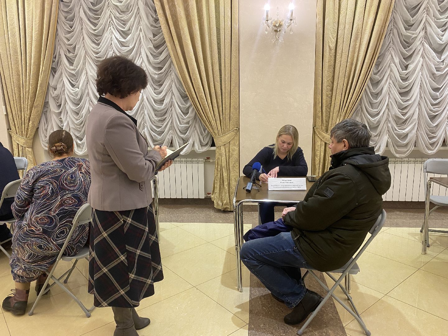 выездная администрация, встреча с жителями, власиха ЖКХ, капремонт домов власиха, Собрание собственников,вертикалка, вертикальное видео,