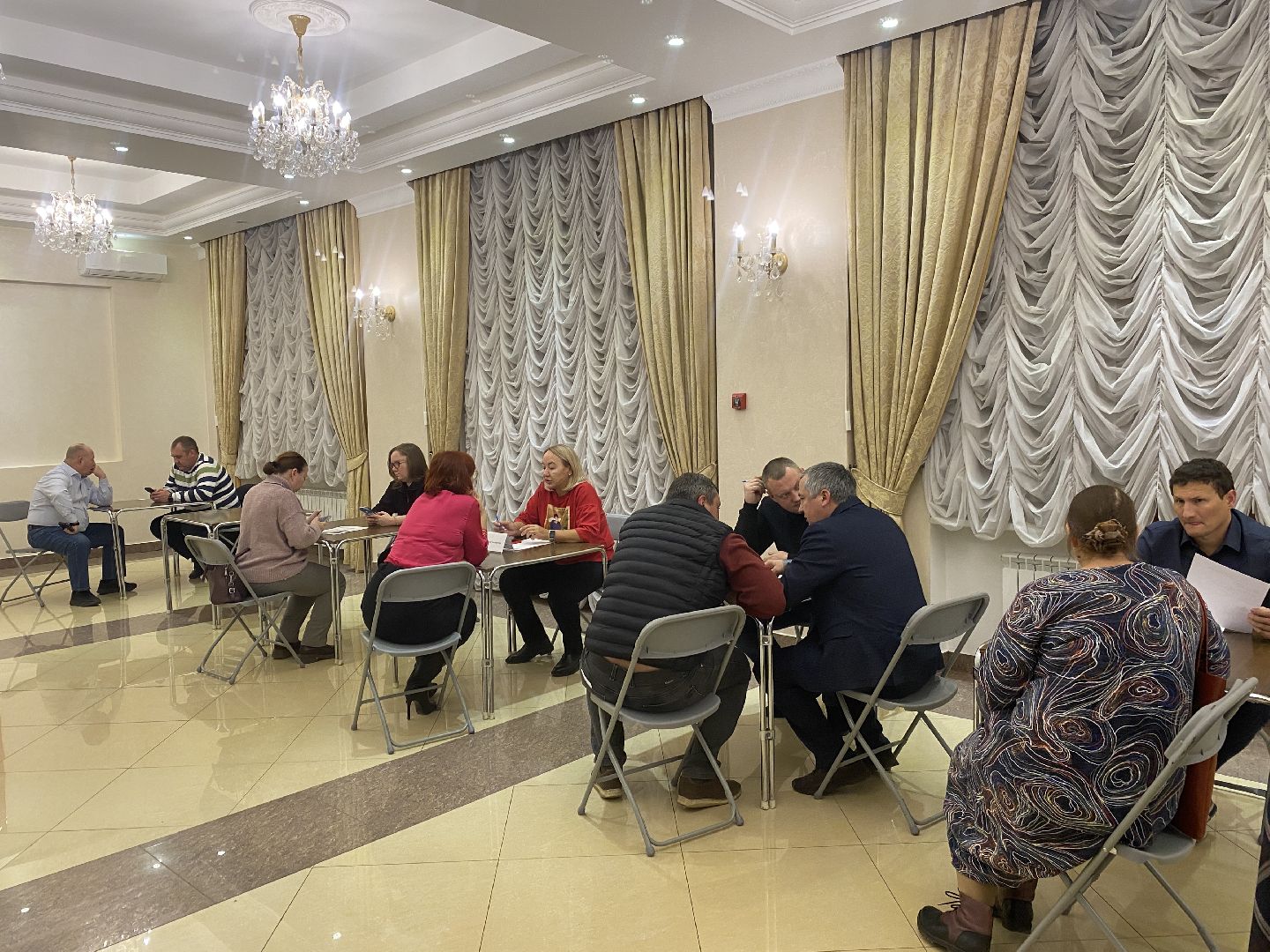 выездная администрация, встреча с жителями, власиха ЖКХ, капремонт домов власиха, Собрание собственников,вертикалка, вертикальное видео,