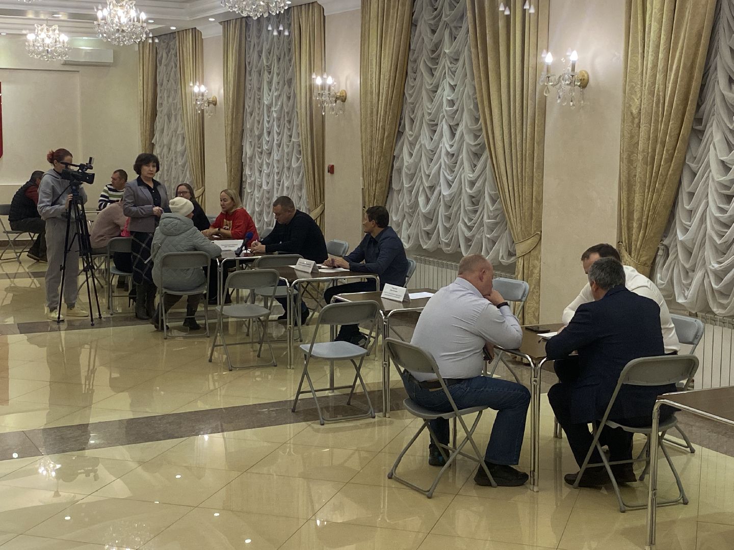 выездная администрация, встреча с жителями, власиха ЖКХ, капремонт домов власиха, Собрание собственников,вертикалка, вертикальное видео,