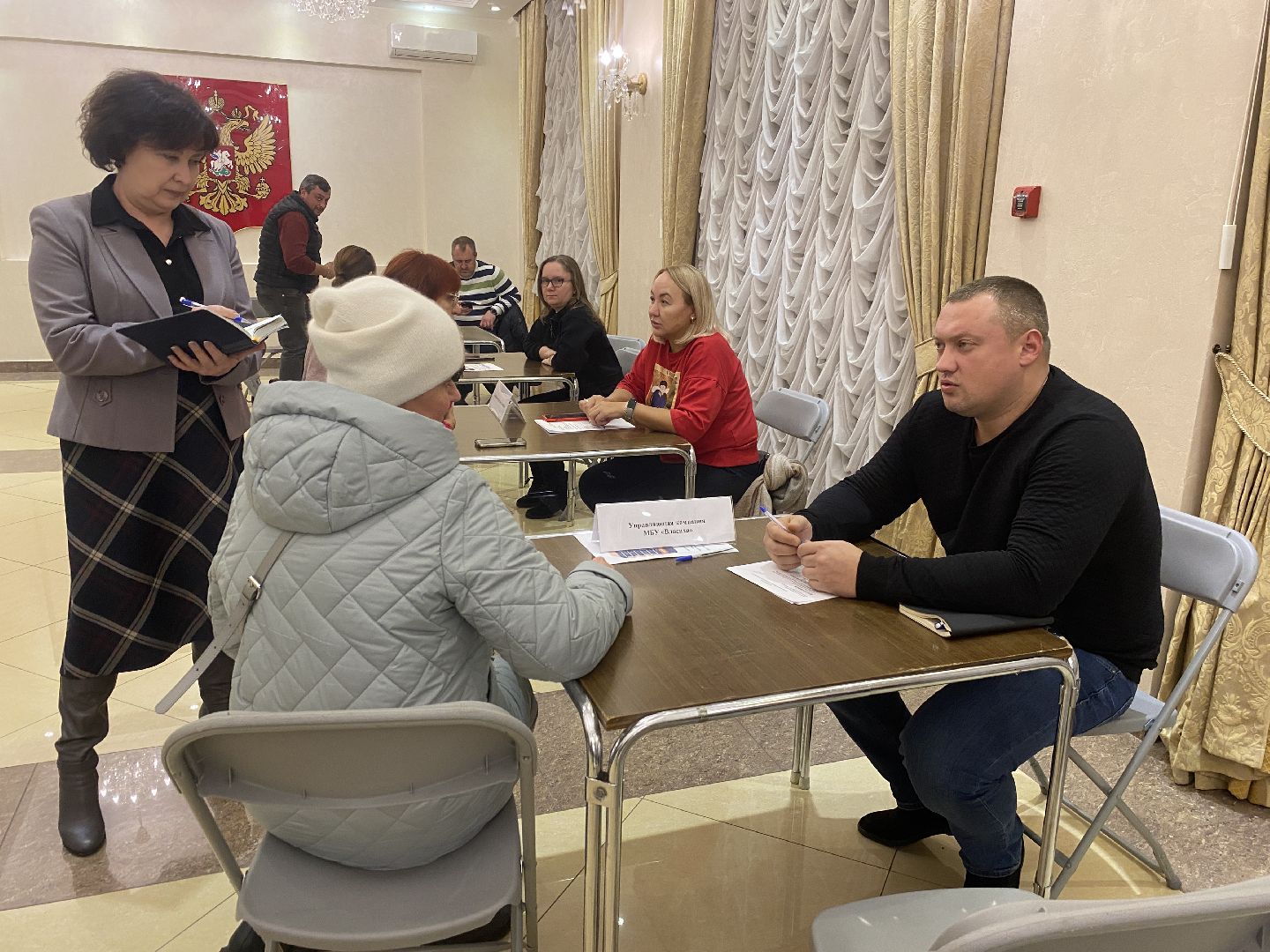 выездная администрация, встреча с жителями, власиха ЖКХ, капремонт домов власиха, Собрание собственников,вертикалка, вертикальное видео,