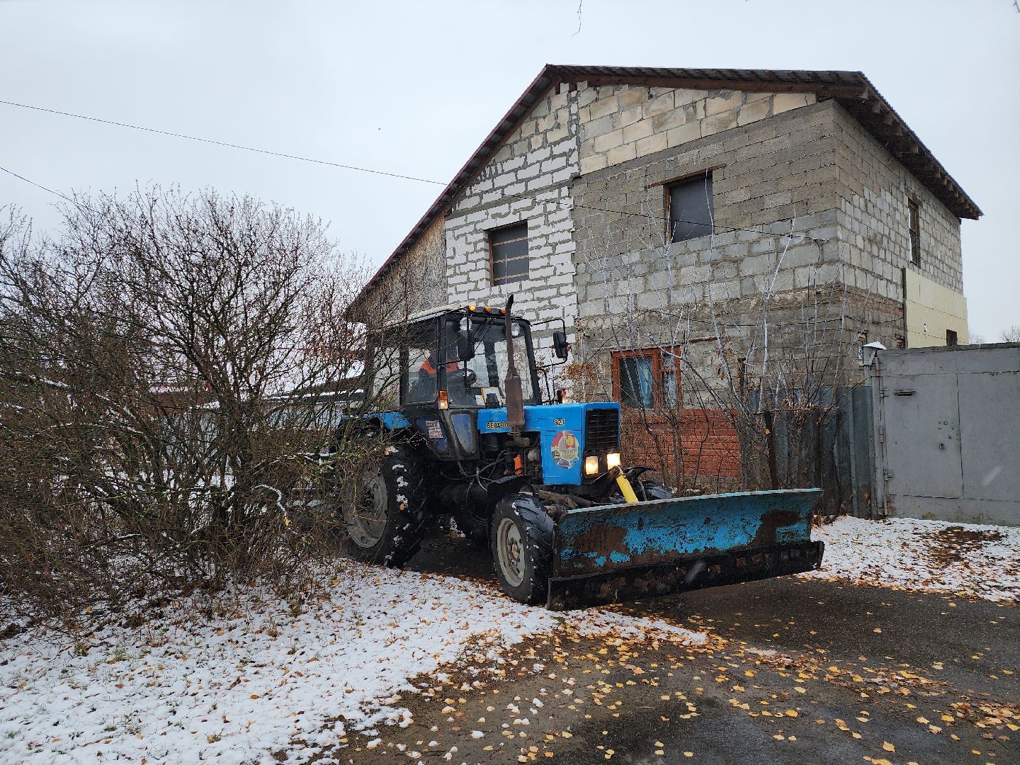 серпухов, подмосковье, благоустройство, убирают снег, комбинат благоустройства, вертикалки,