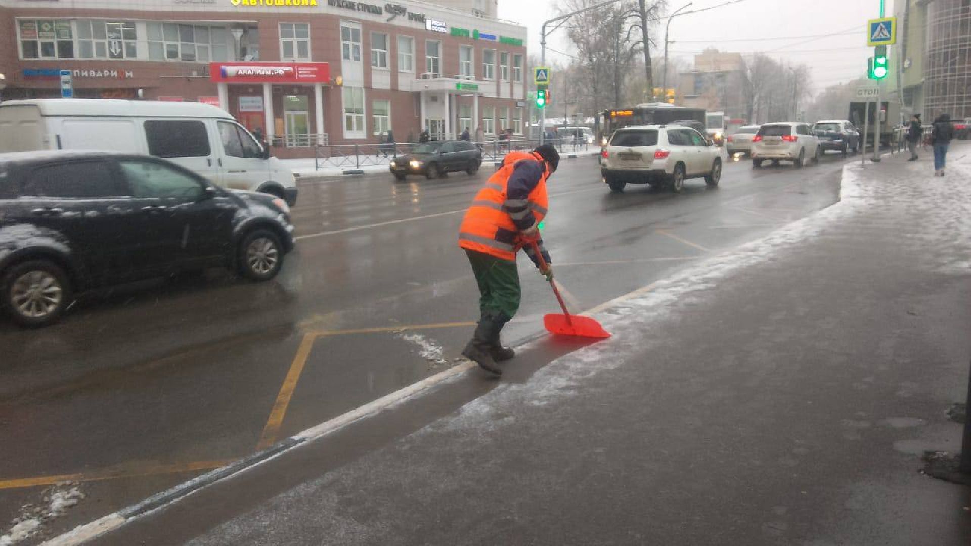 вертикалки, пушкино, уборка снега, коммунальная техника, коммунальная служба,
