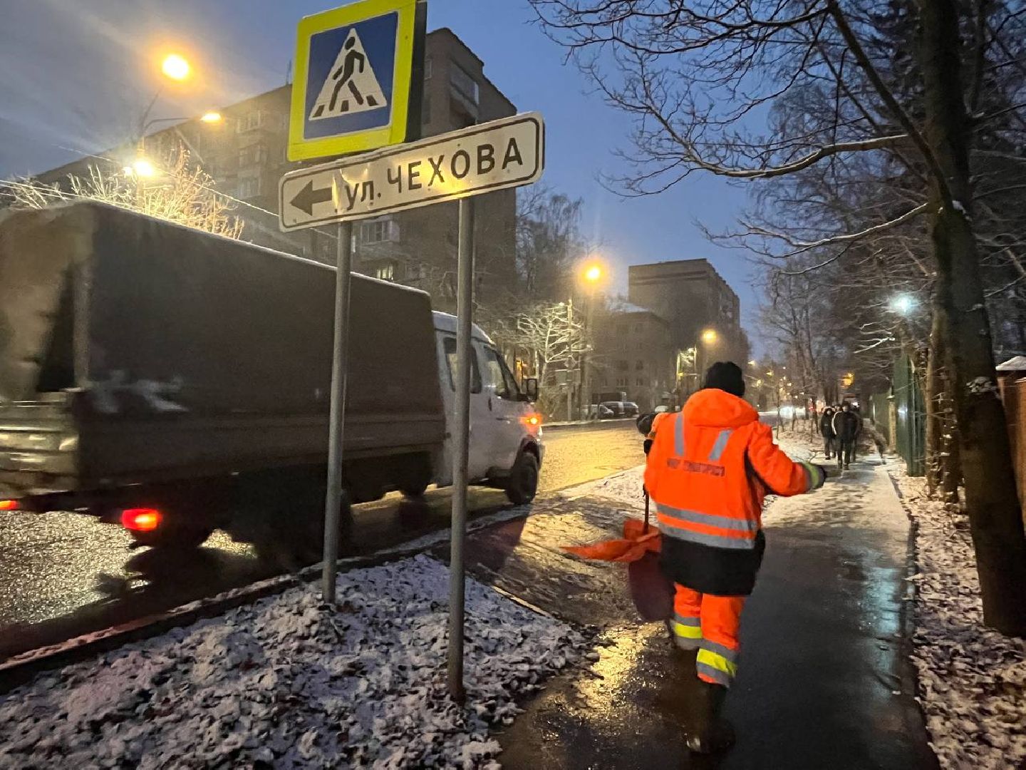 вертикалки, пушкино, уборка снега, коммунальная техника, коммунальная служба,