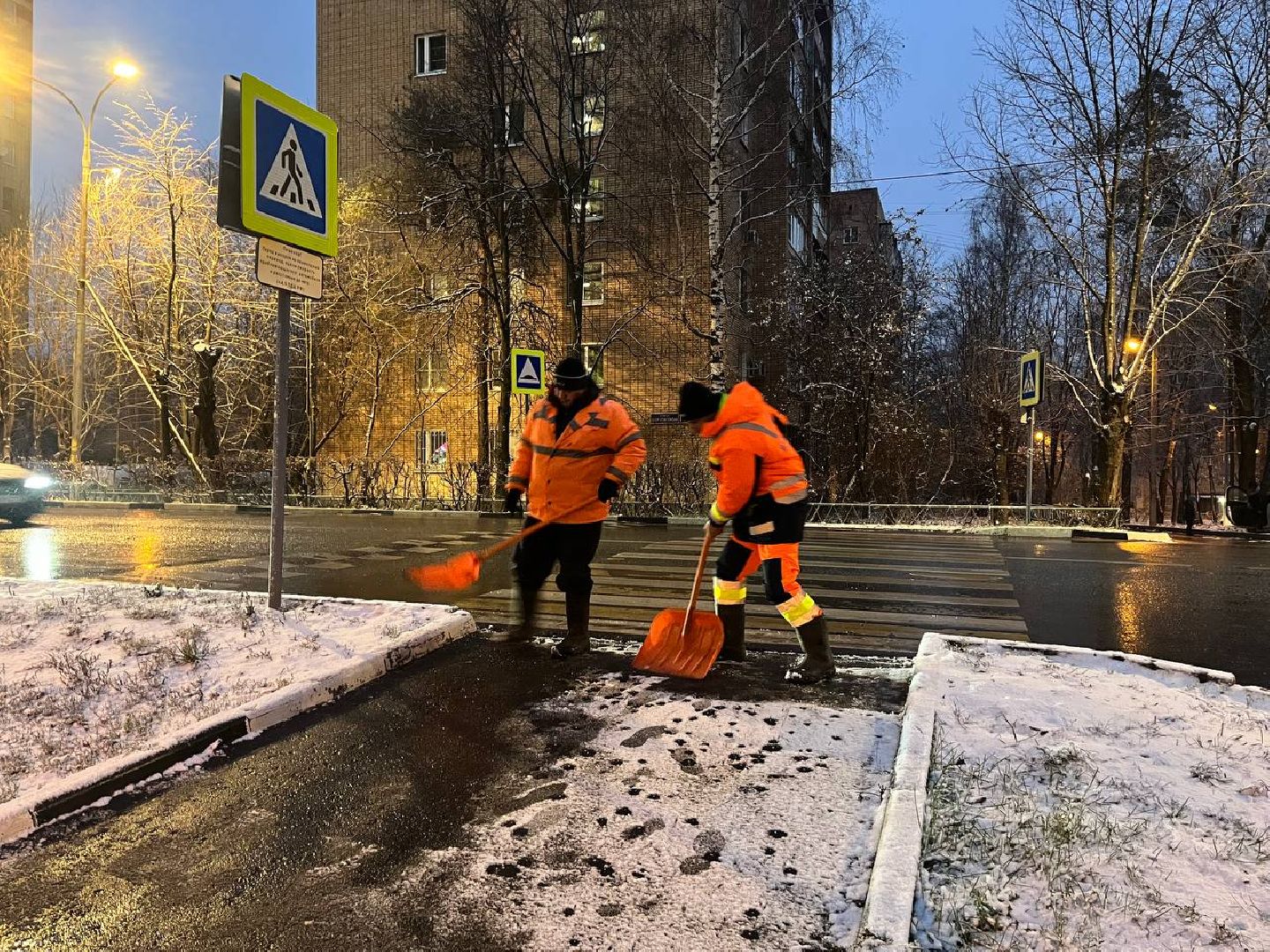 вертикалки, пушкино, уборка снега, коммунальная техника, коммунальная служба,