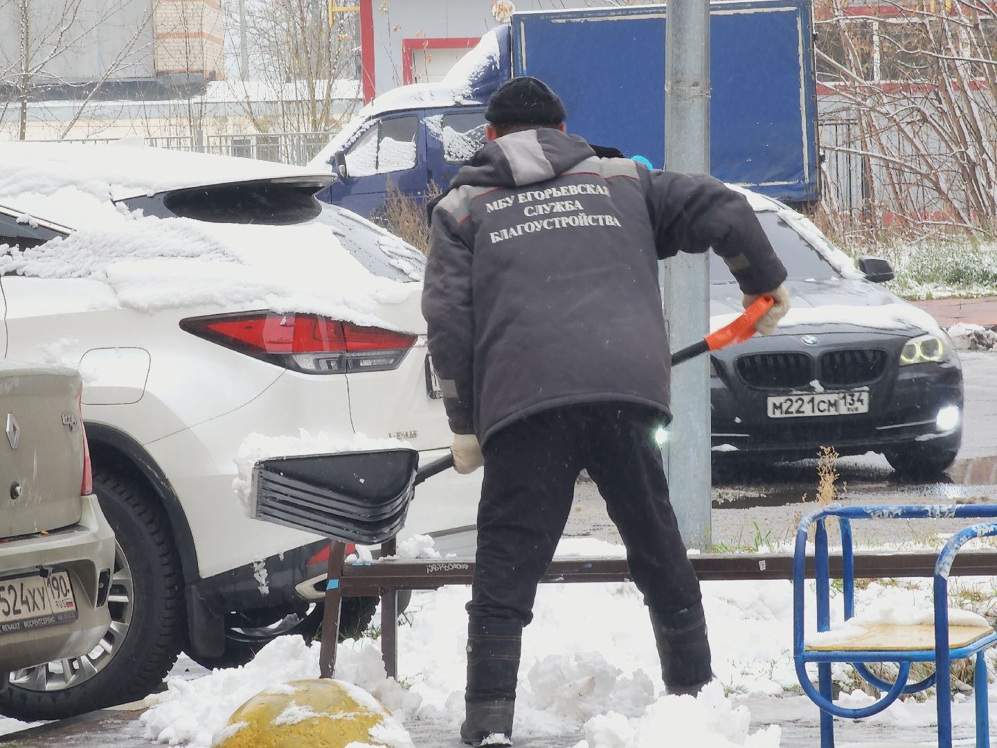 Егорьевск, Подмосковье, Московская область, снег, благоустройство, уборка снега, комунальная техника,вертикалка, вертикальное видео,