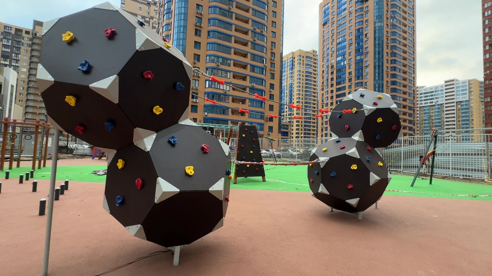 Реутов, вертикалки, строительство, образование, школа на 1100 мест, образовательный комплекс, стадион, внутренний двор, коворкинг,