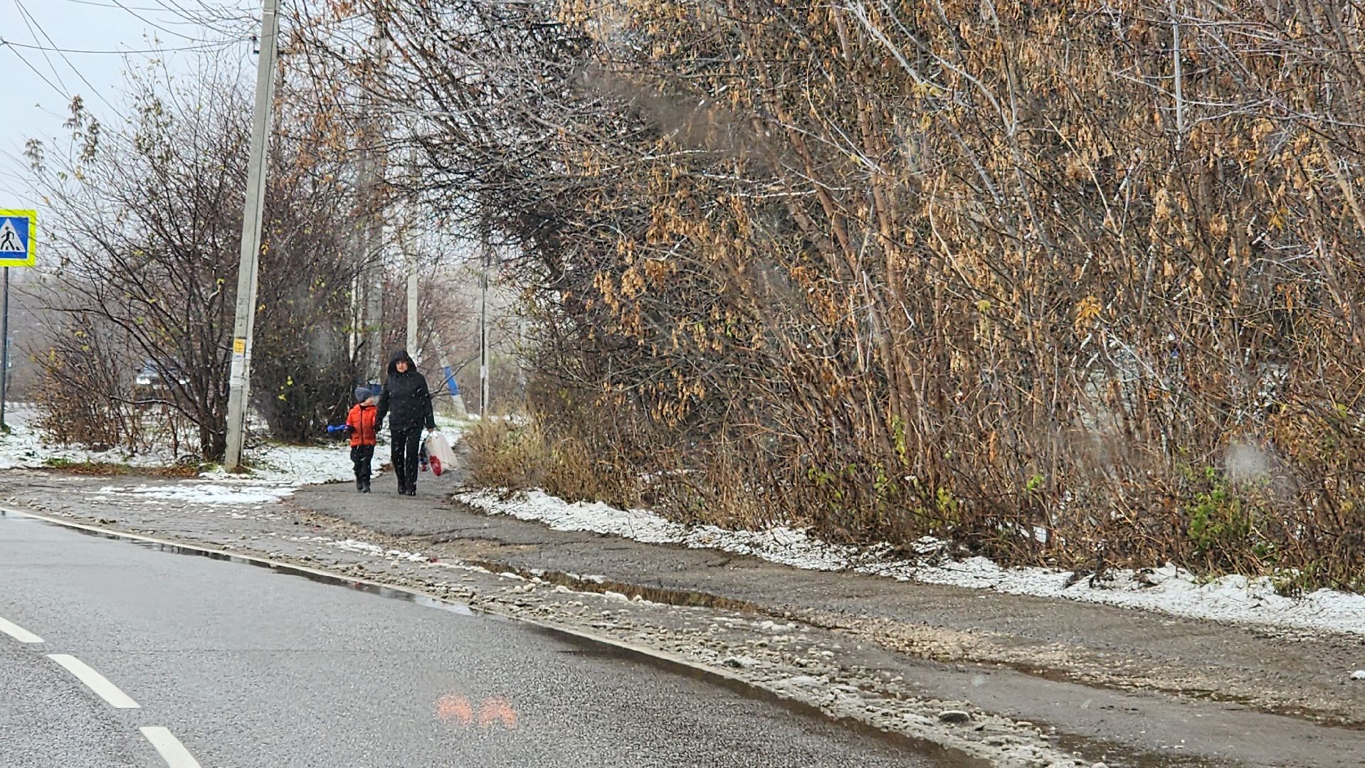 Бронницы, После снегопада, Площадь Тимофеева, Автостанция, Вертикальное видео, Вертикалка,