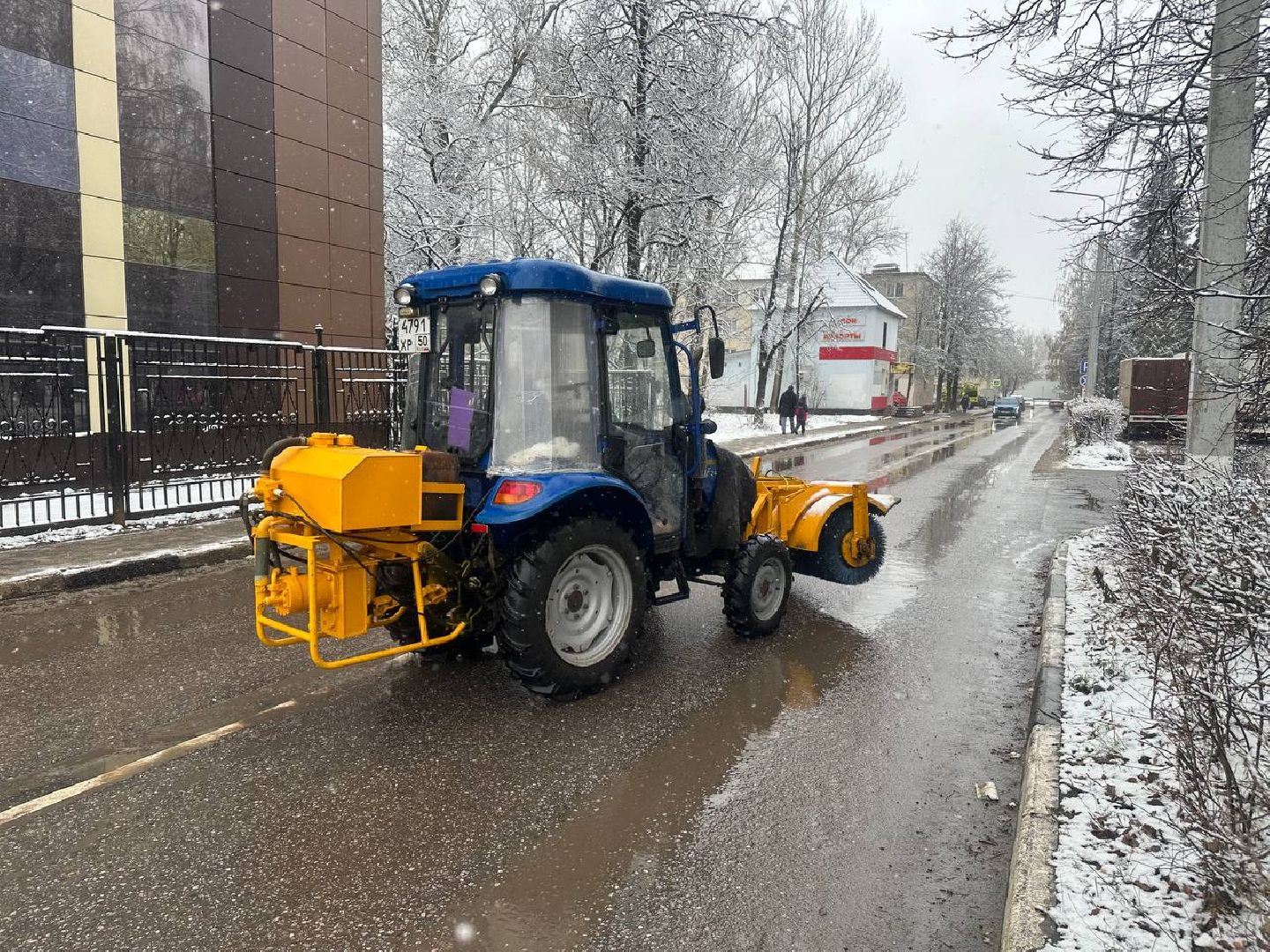 уборка снега, после снегопада, домодедедово,