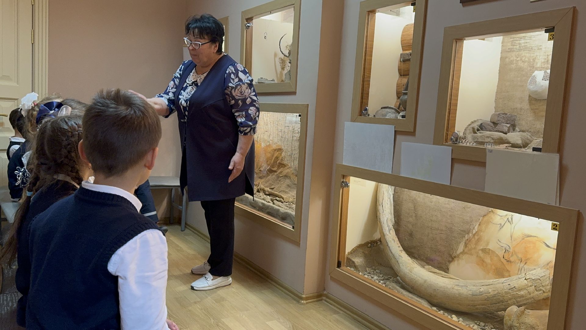 Солнечногорск, Школьники, Уроки по археологии, Занятия, Артефакты, вертикалки