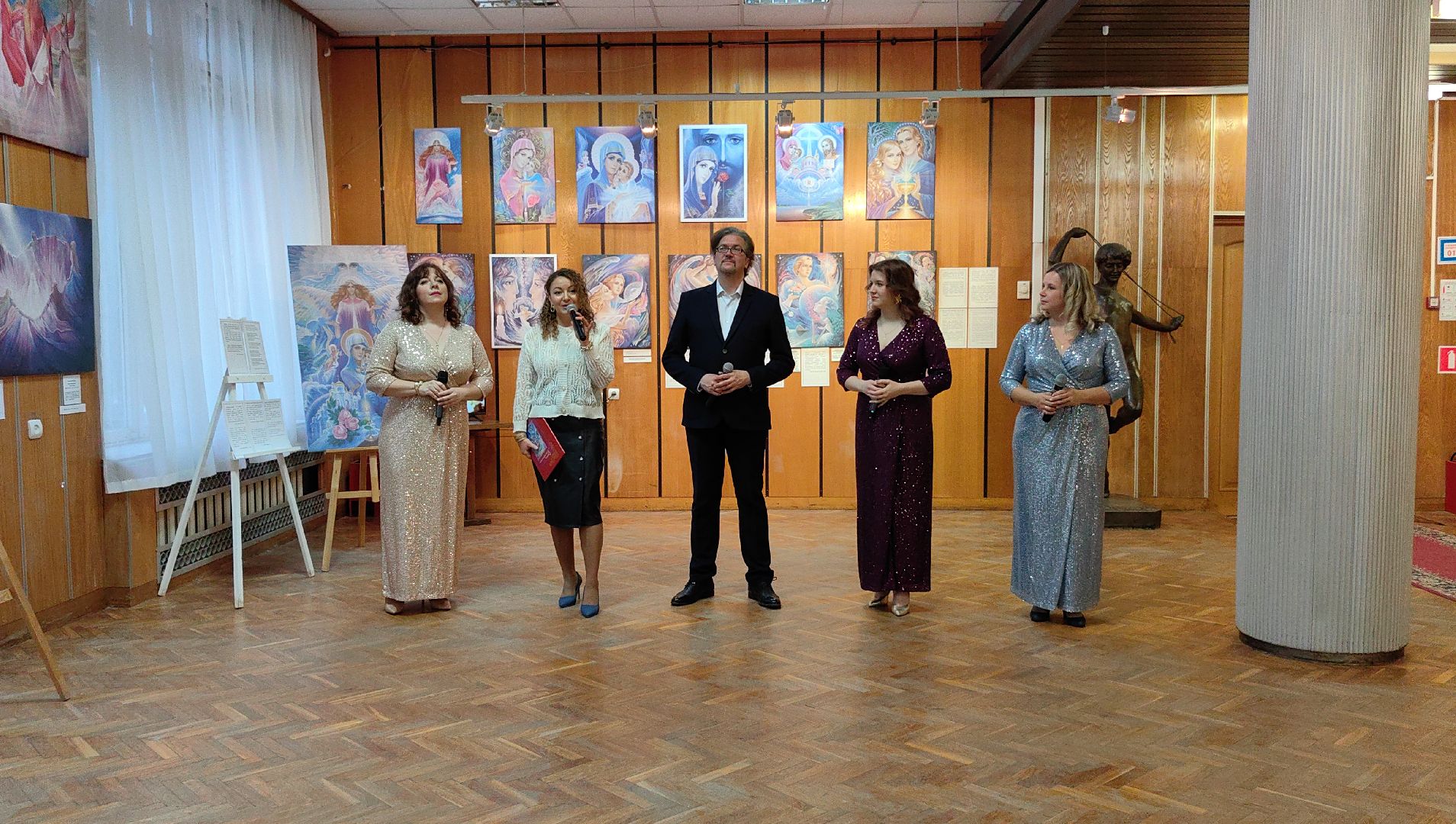 арт-проект, выставка, картины, коллектив, творчество, Божественный смысл,