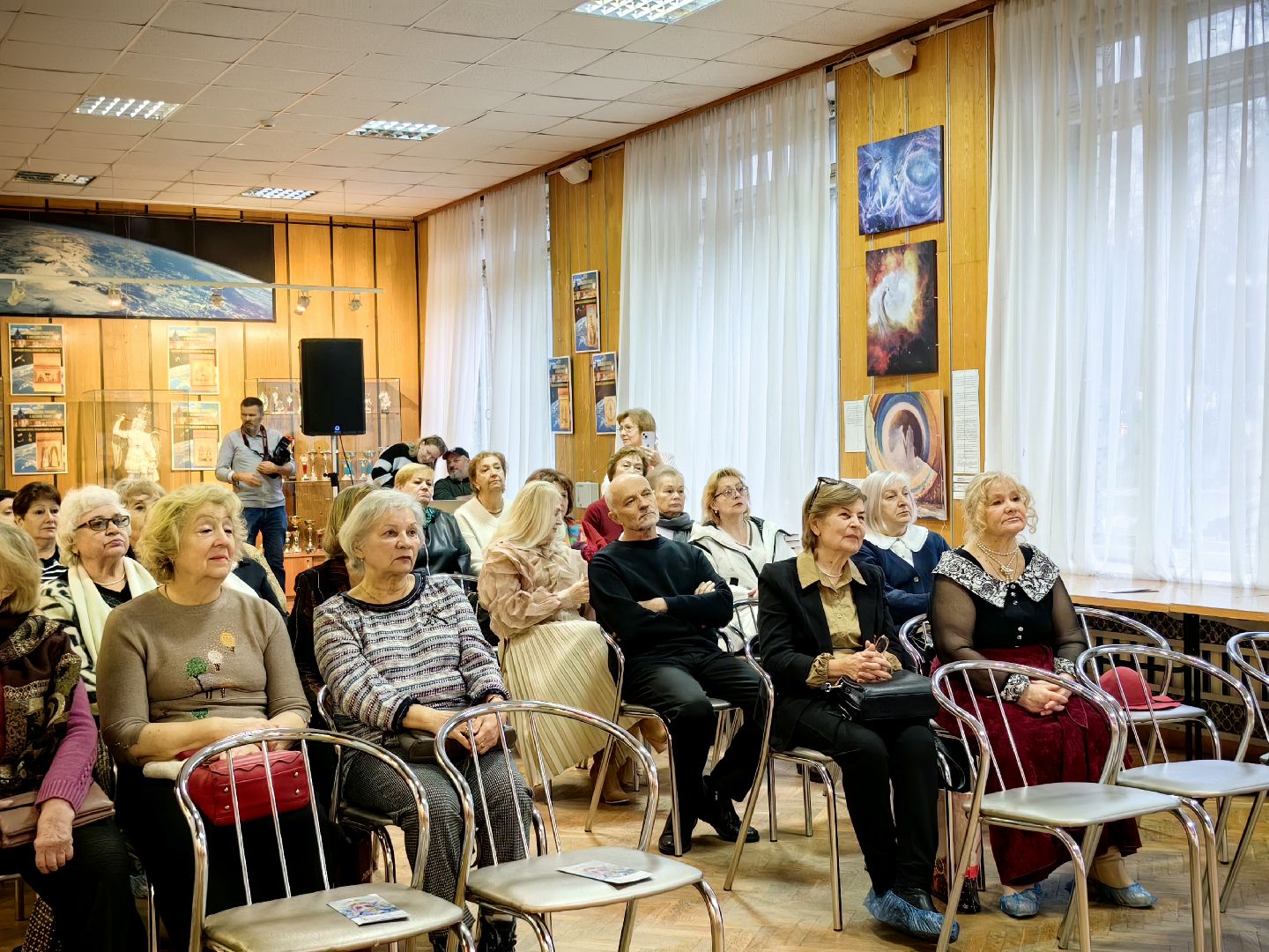 арт-проект, выставка, картины, коллектив, творчество, Божественный смысл,