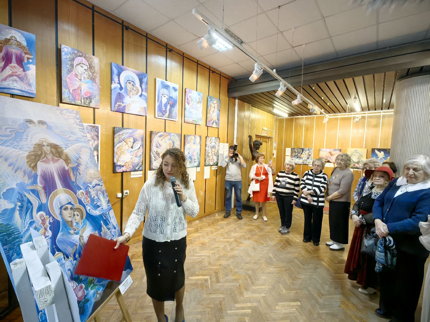 арт-проект, выставка, картины, коллектив, творчество, Божественный смысл,