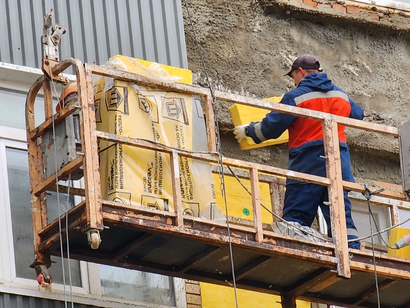 Чехов, улица Дружбы, жилой комплекс Посейдон, капитальный ремонт фасада, реконструкция фасада, утепление, гидроизоляция, теплоизоляция, фонд капитального ремонта мо, вертикалки,