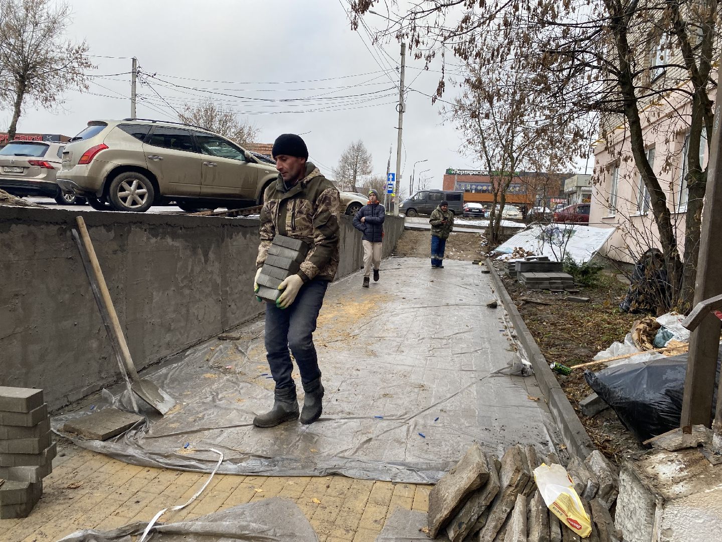 Тротуар, Ремонт, детская поликлиника, Ремонт крыши, вертикалки,