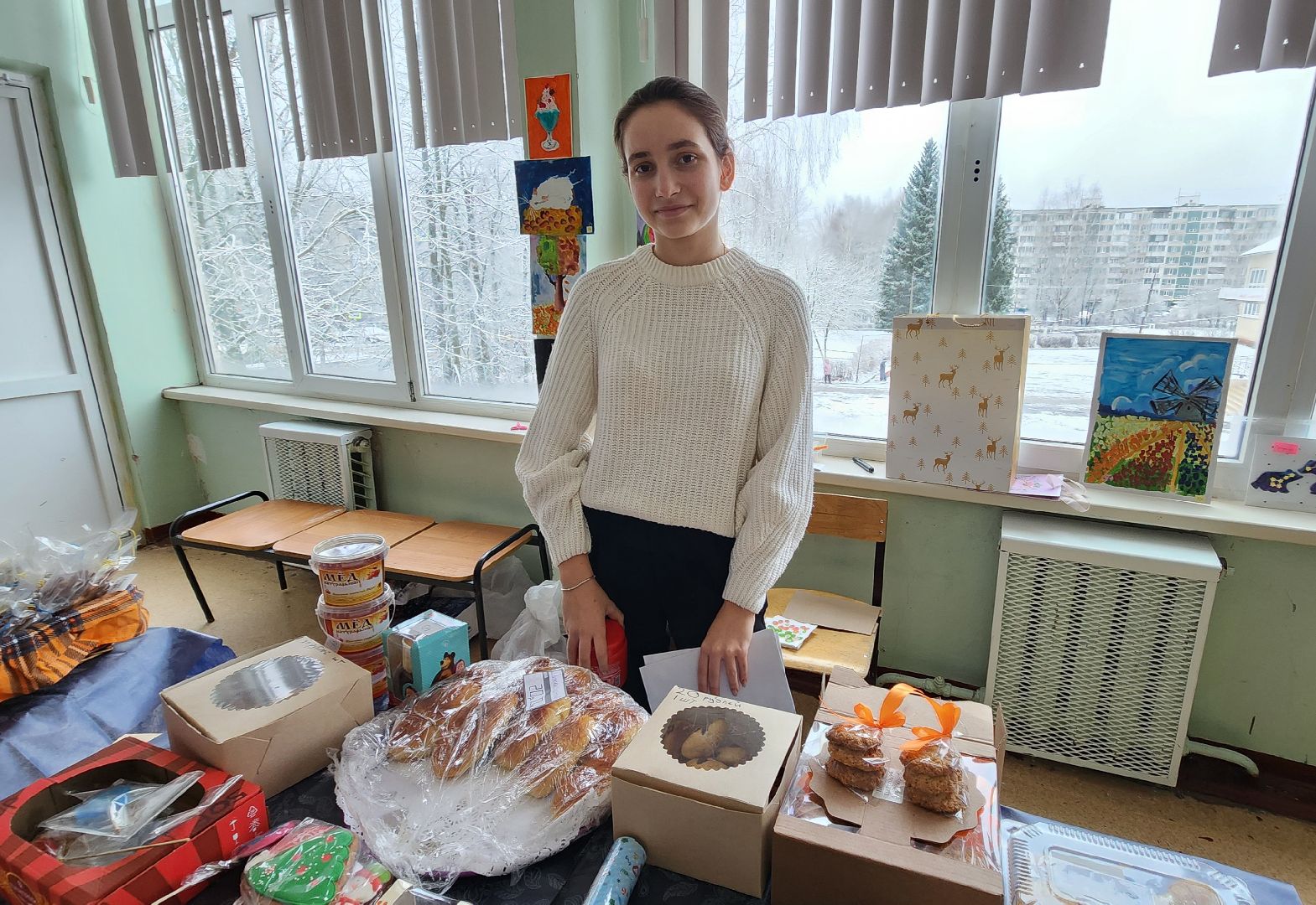 Солнечногорск, вертикалки, лицей 8, благотворительность, благотворительная ярмарка,