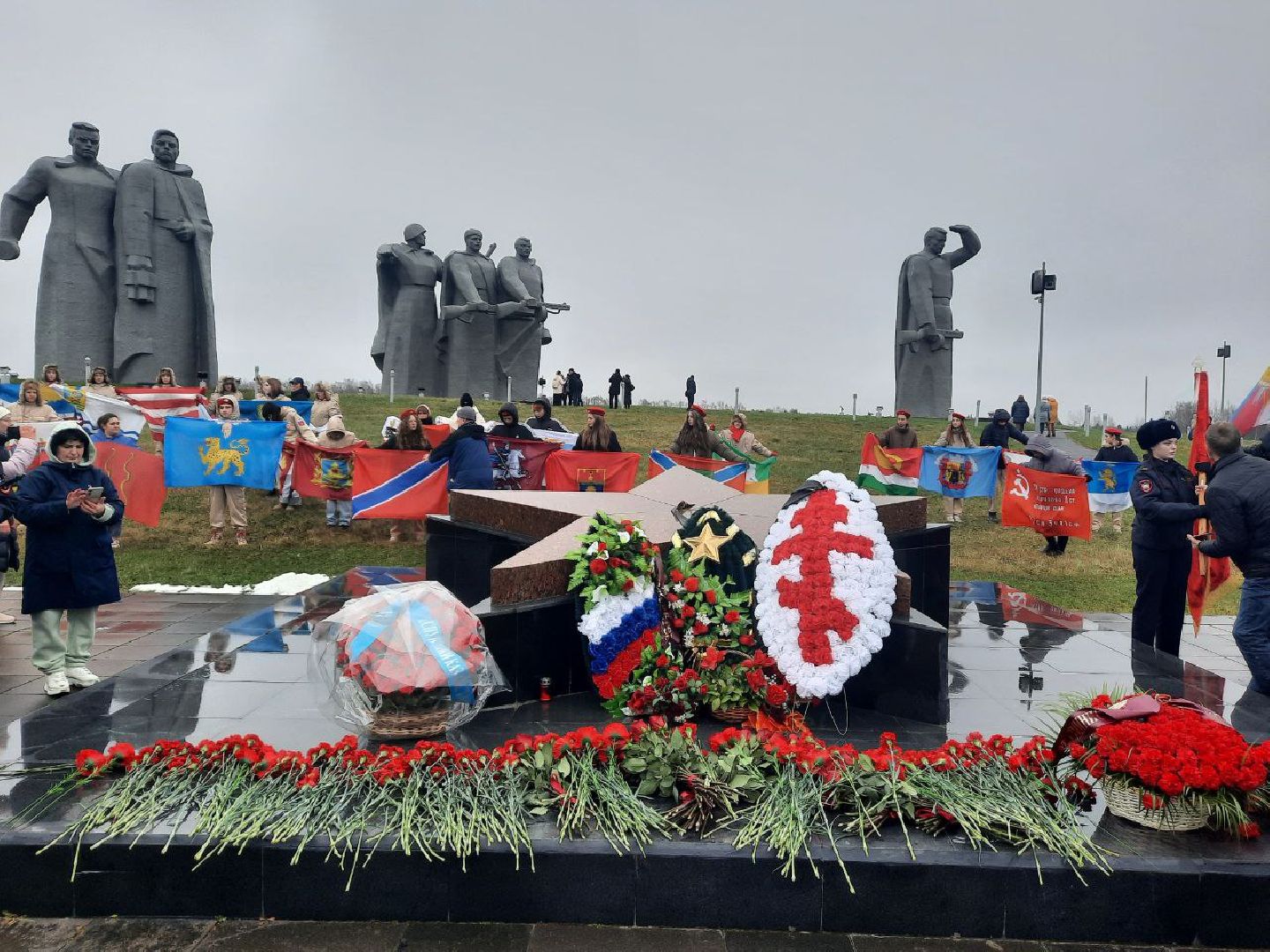 Подольск, сад камней памяти и славы, исполины, память героям, патриотизм,