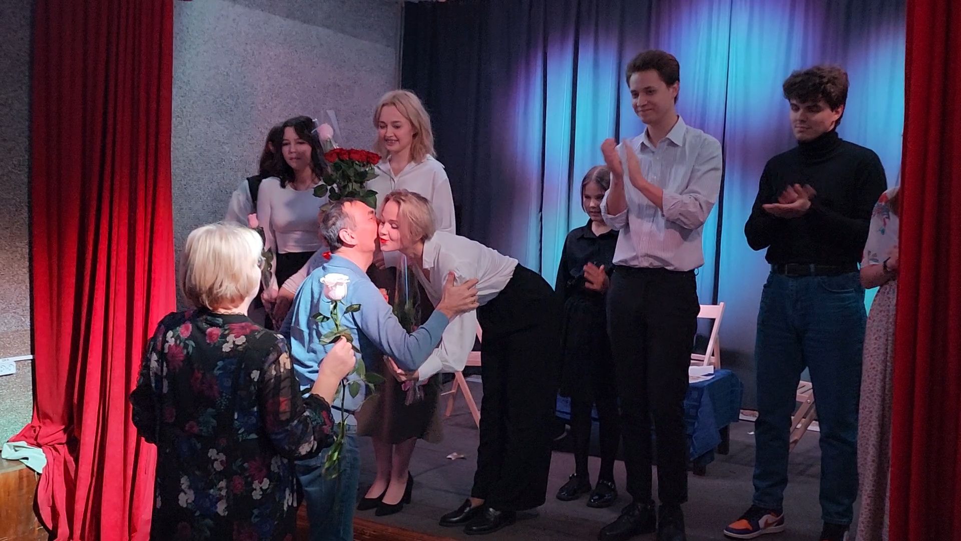 Бронницы, Литературный клуб Свет, Молодежный центр алиби, Премьера спектакля поэтессы, Молодежь Бронниц,