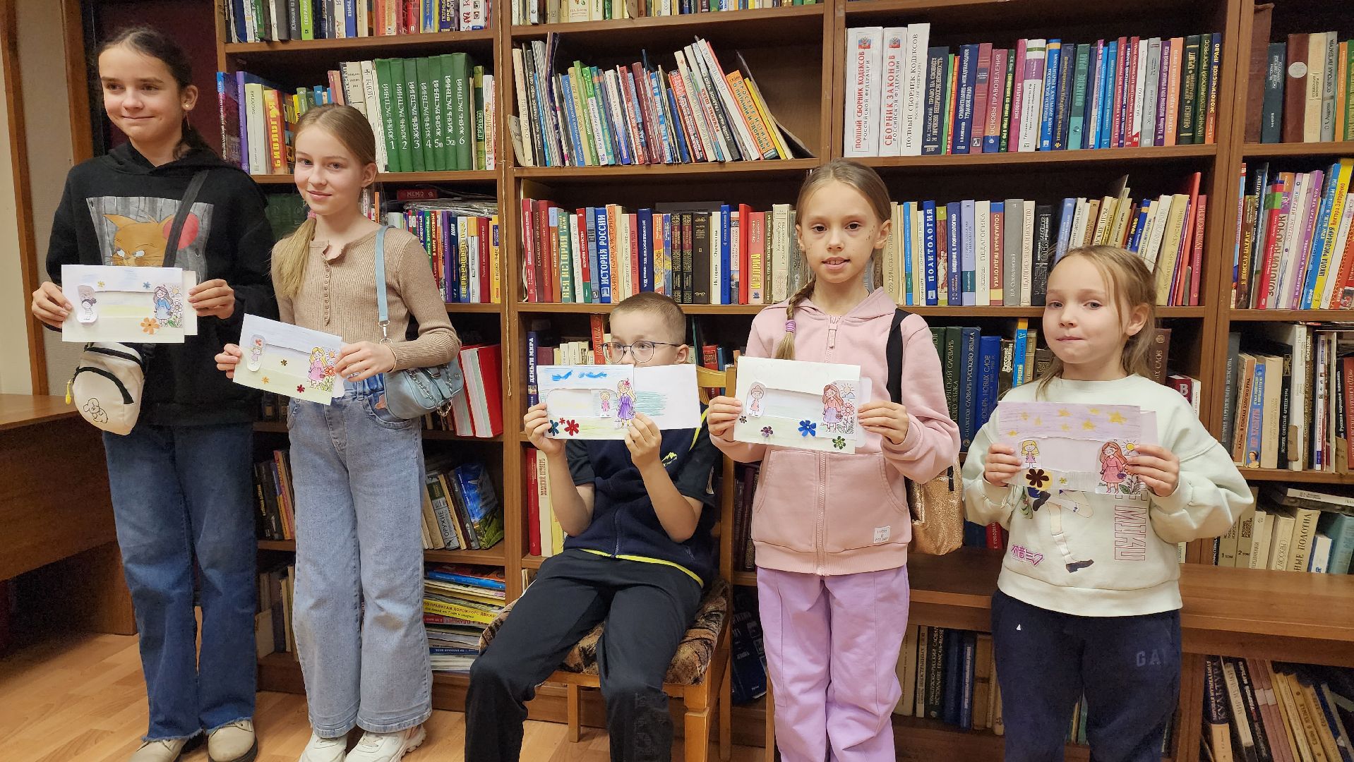 День матери, Открытки мамам, Лобня,