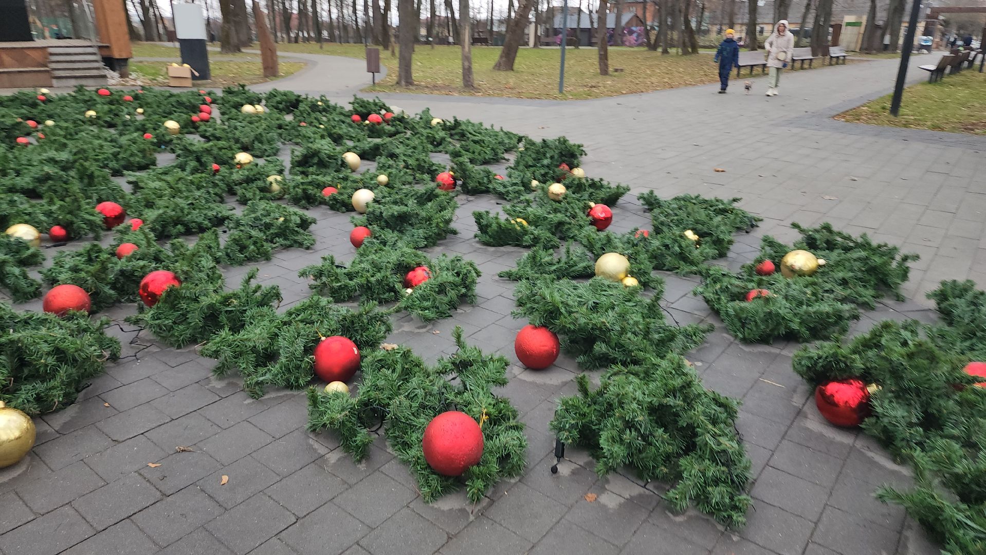 серпухов, новогодние праздники, елка желаний, парк имени олега степанова, комбинат благоустройства, вертикалки,
