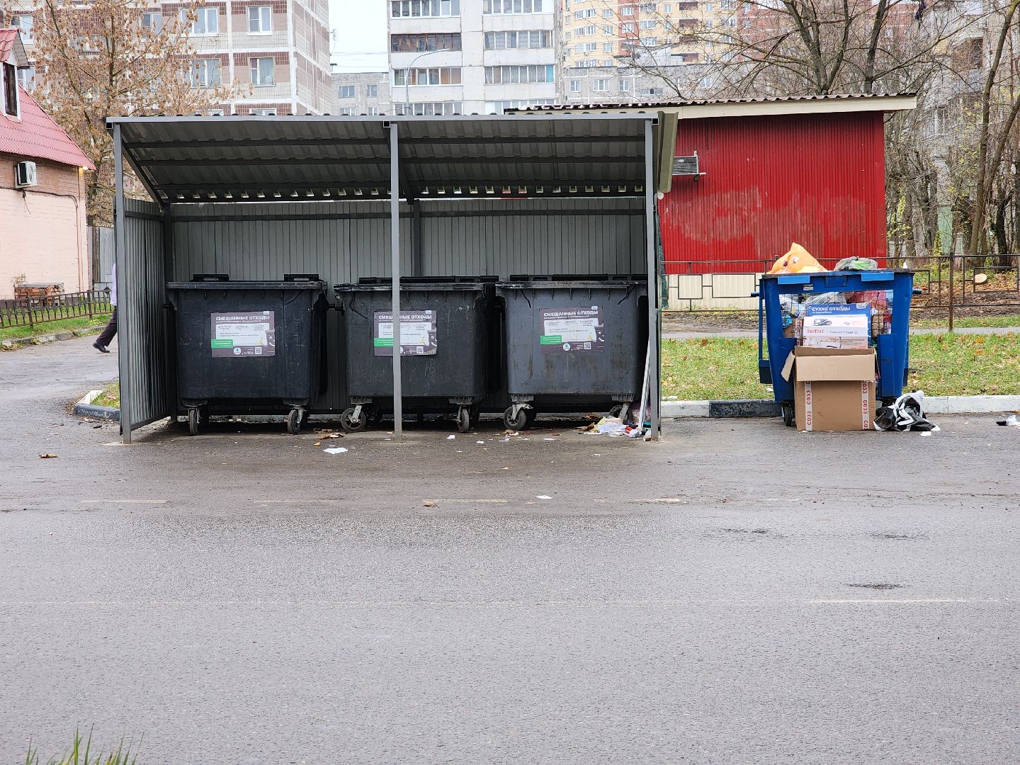 электросталь, жители города, обращения жителей, коммунальная служба, дворники, коммунальщики, жкх, жкх подмосковья, уборка городских территорий, уборка дворов, уборка детских площадок, вертикалки