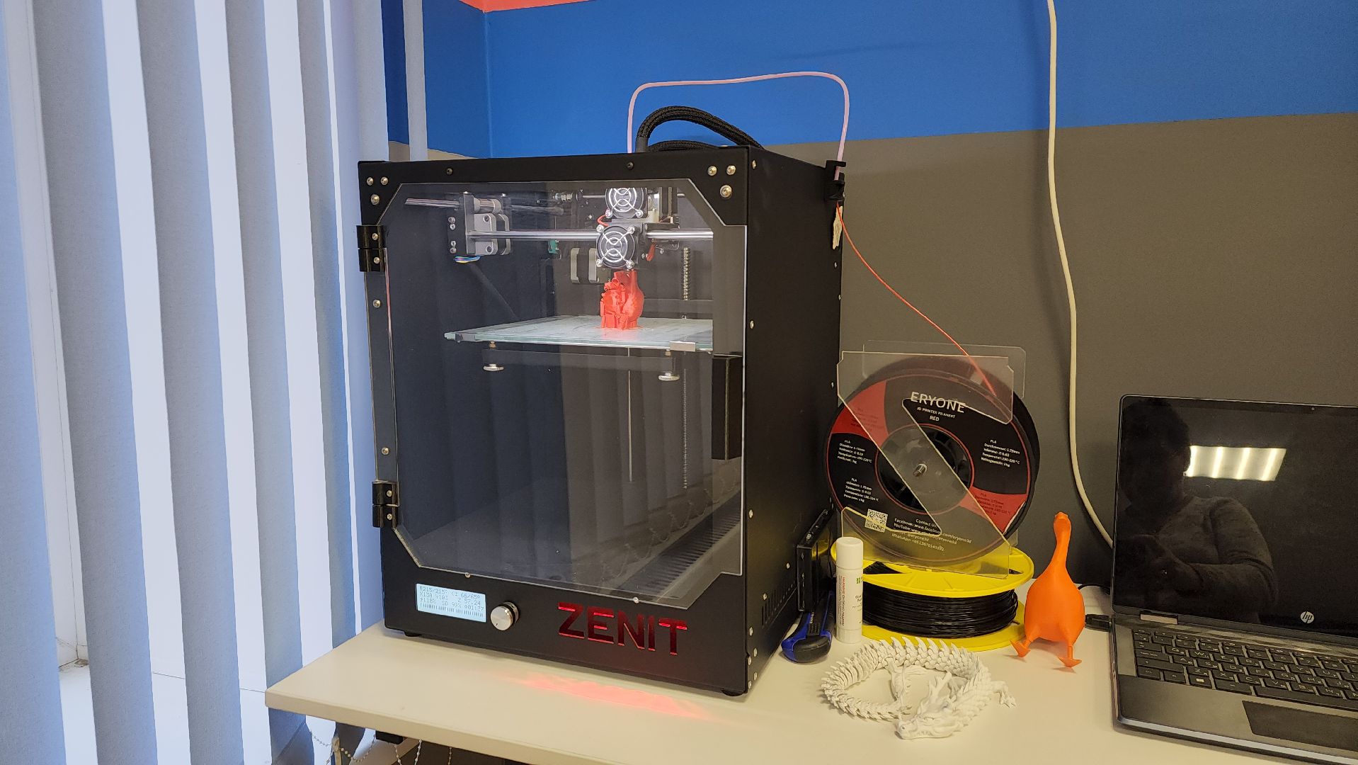 вертикалки, поселок, образовательный центр, цифровое образование, цифровые технологии, точка роста, школьники, принтер, моделирование, виртуальная реальность,