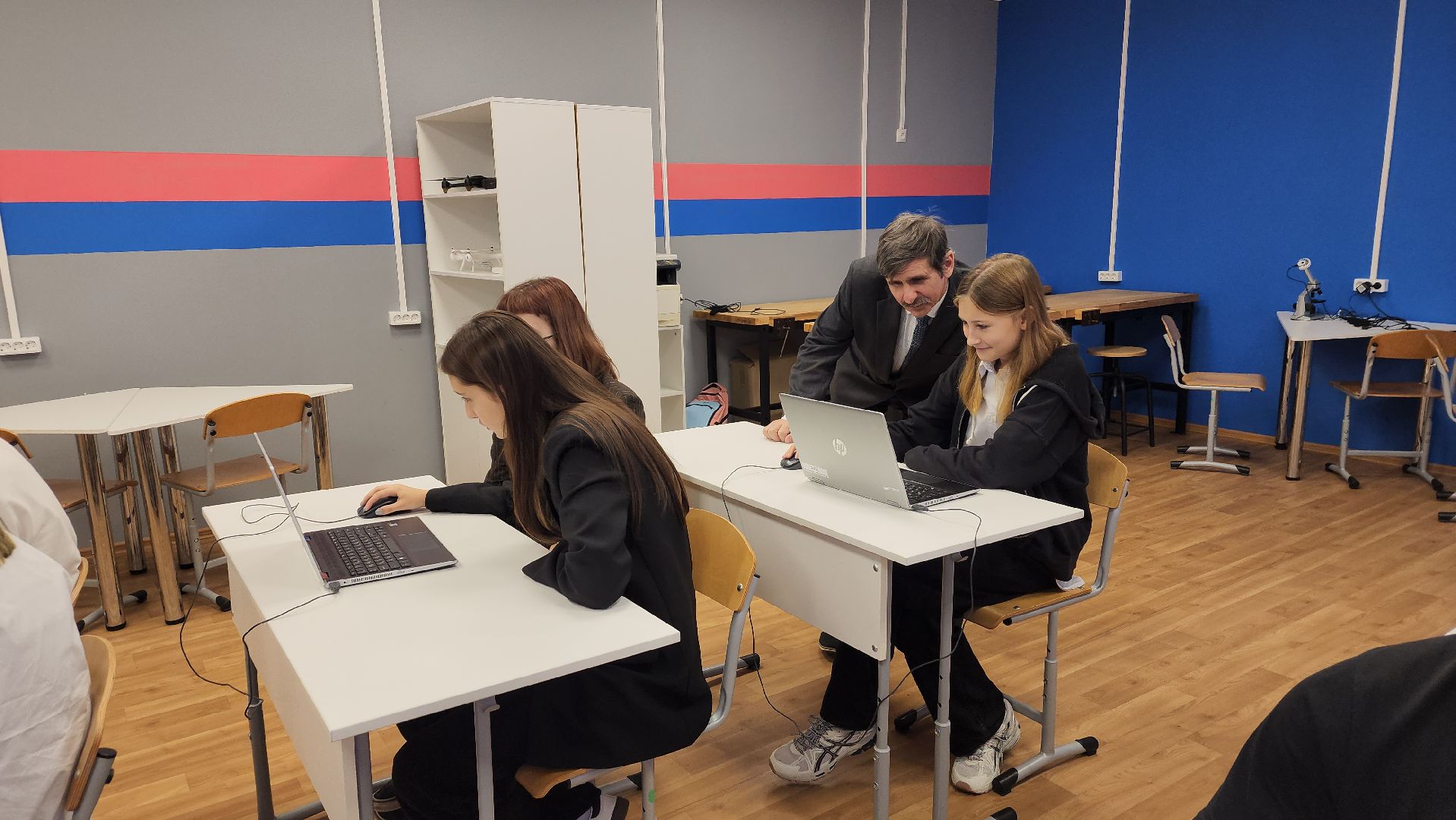 вертикалки, поселок, образовательный центр, цифровое образование, цифровые технологии, точка роста, школьники, принтер, моделирование, виртуальная реальность,