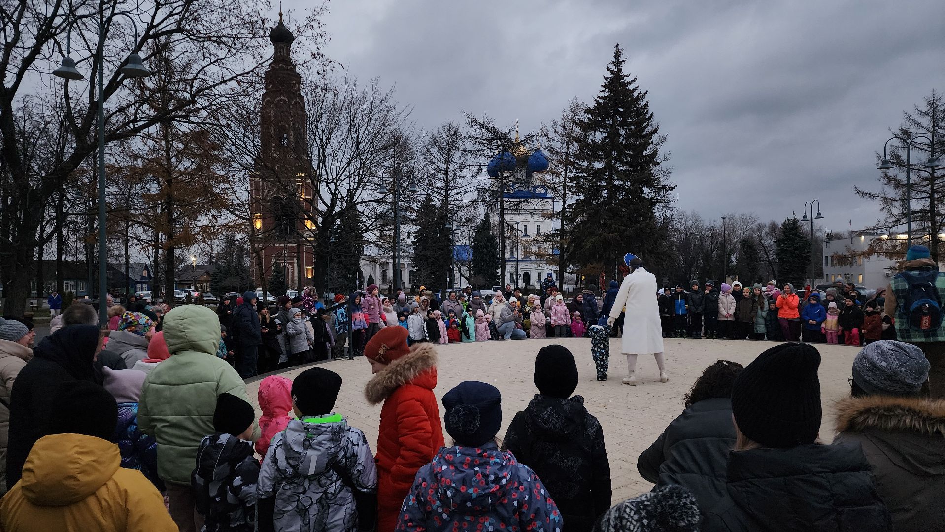 Бронницы, День рождения Деда Мороза, Бронничане подздравили деда мороза, Вертикалка, Вертикальное видео,