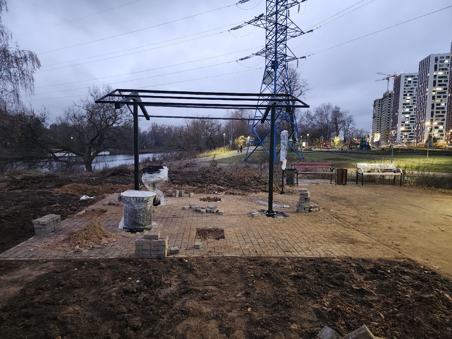 долгопрудный, бригантина, мангальная зона, шашлыки, ёлка, вертикалки,