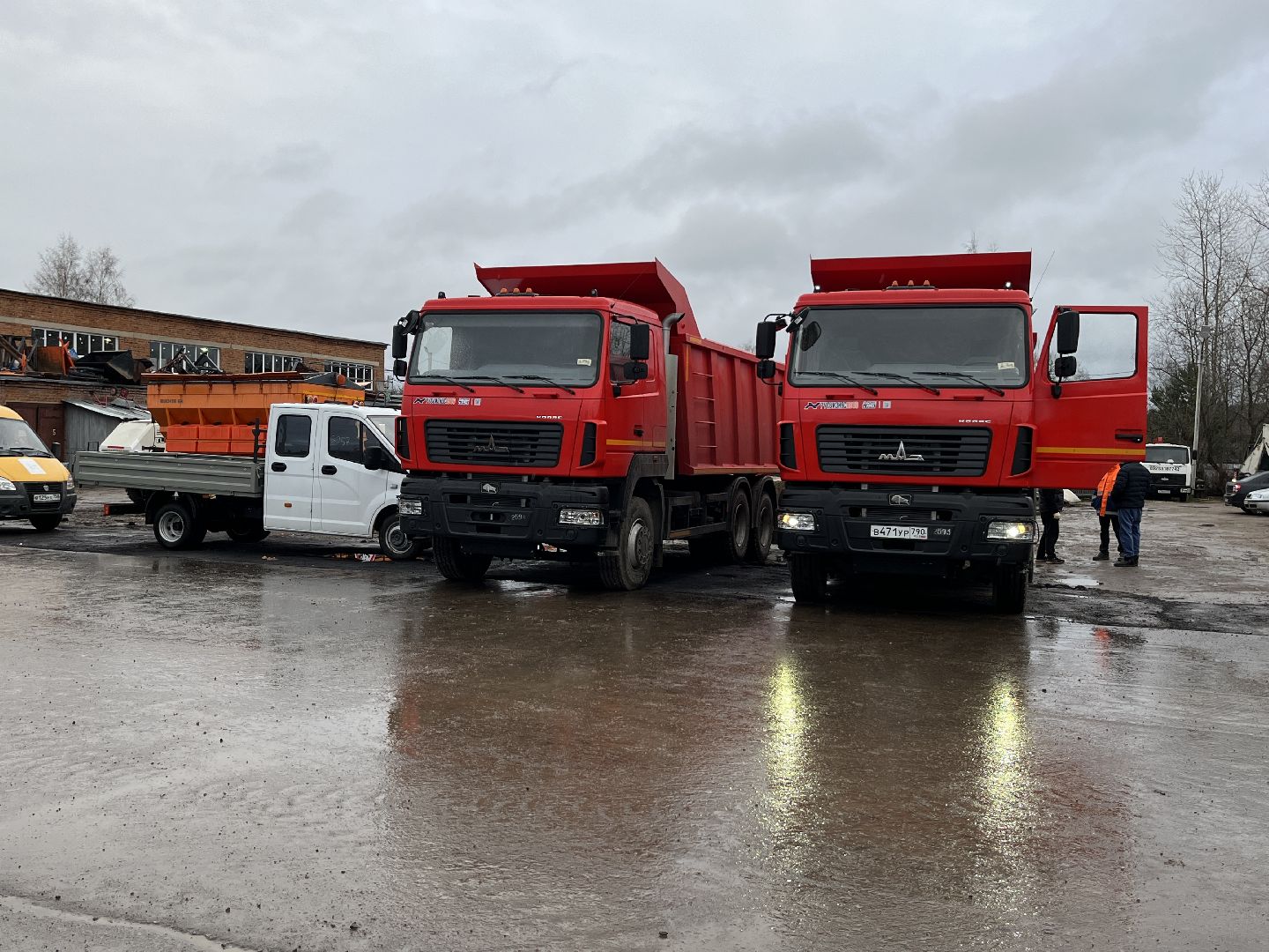 вертикальное видео, вертикалка, наро-фоминск, мбу благоустройство и дорожное хозяйство, коммунальная техника, специализированная техника,