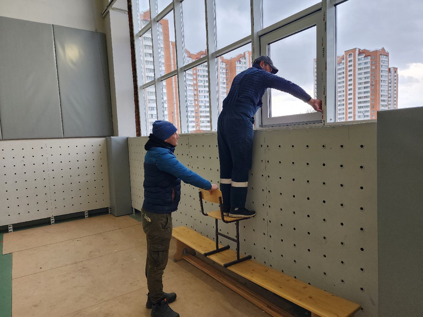 серпухов, школа 19, спортзал, новые окна, ремонт школы, вертикалки,