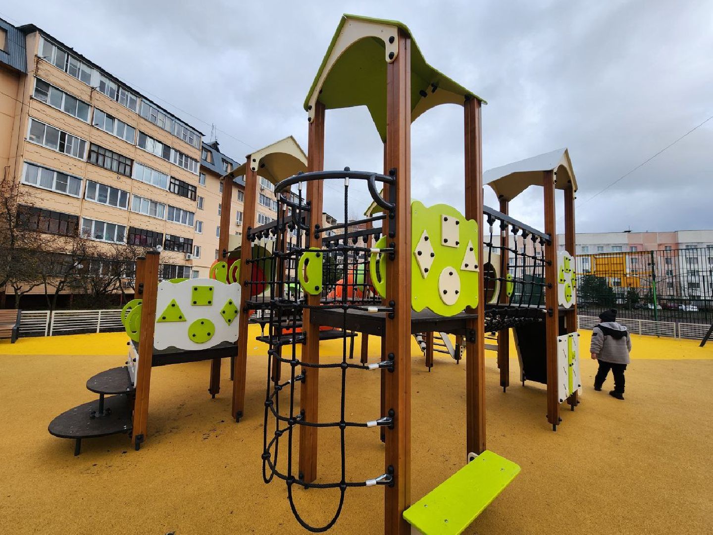 можайск, можайский городской округ, подмосковье, благоустройство, модернизация детской площадки, детская площадка, игровой комплекс, губернаторская площадка, обновление детских площадок, вертикалки,