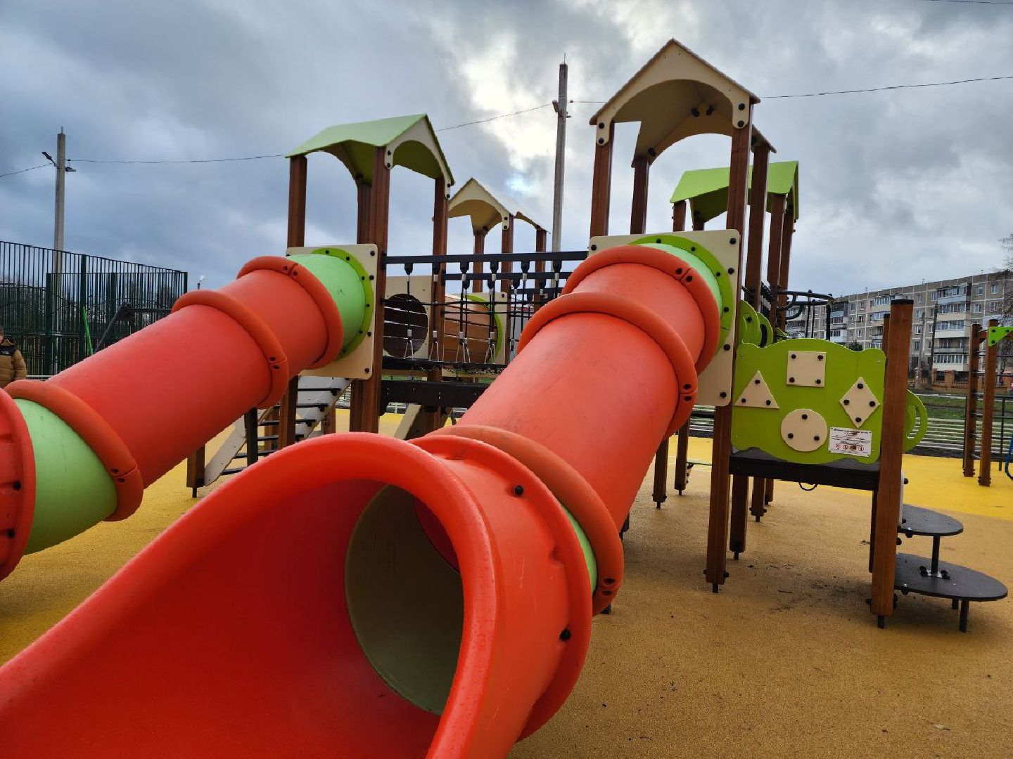 можайск, можайский городской округ, подмосковье, благоустройство, модернизация детской площадки, детская площадка, игровой комплекс, губернаторская площадка, обновление детских площадок, вертикалки,