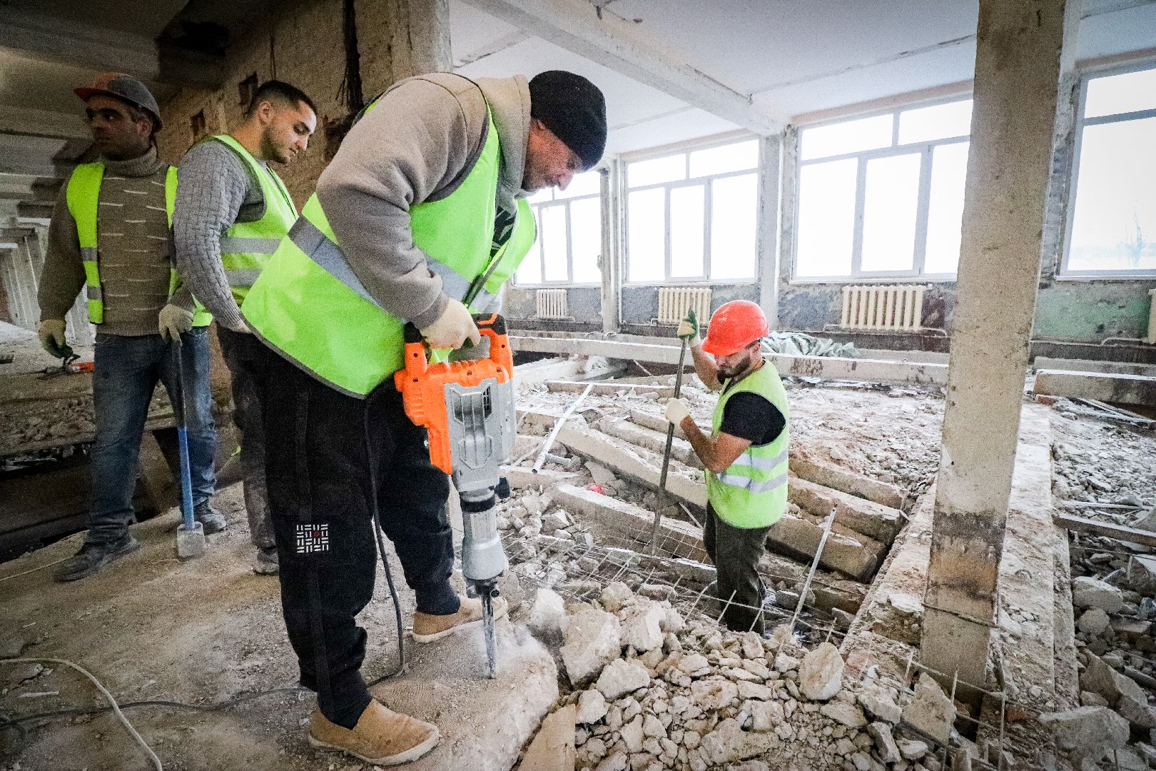 Клин, образование, строительство, капитальный ремонт школ, вертикалки,