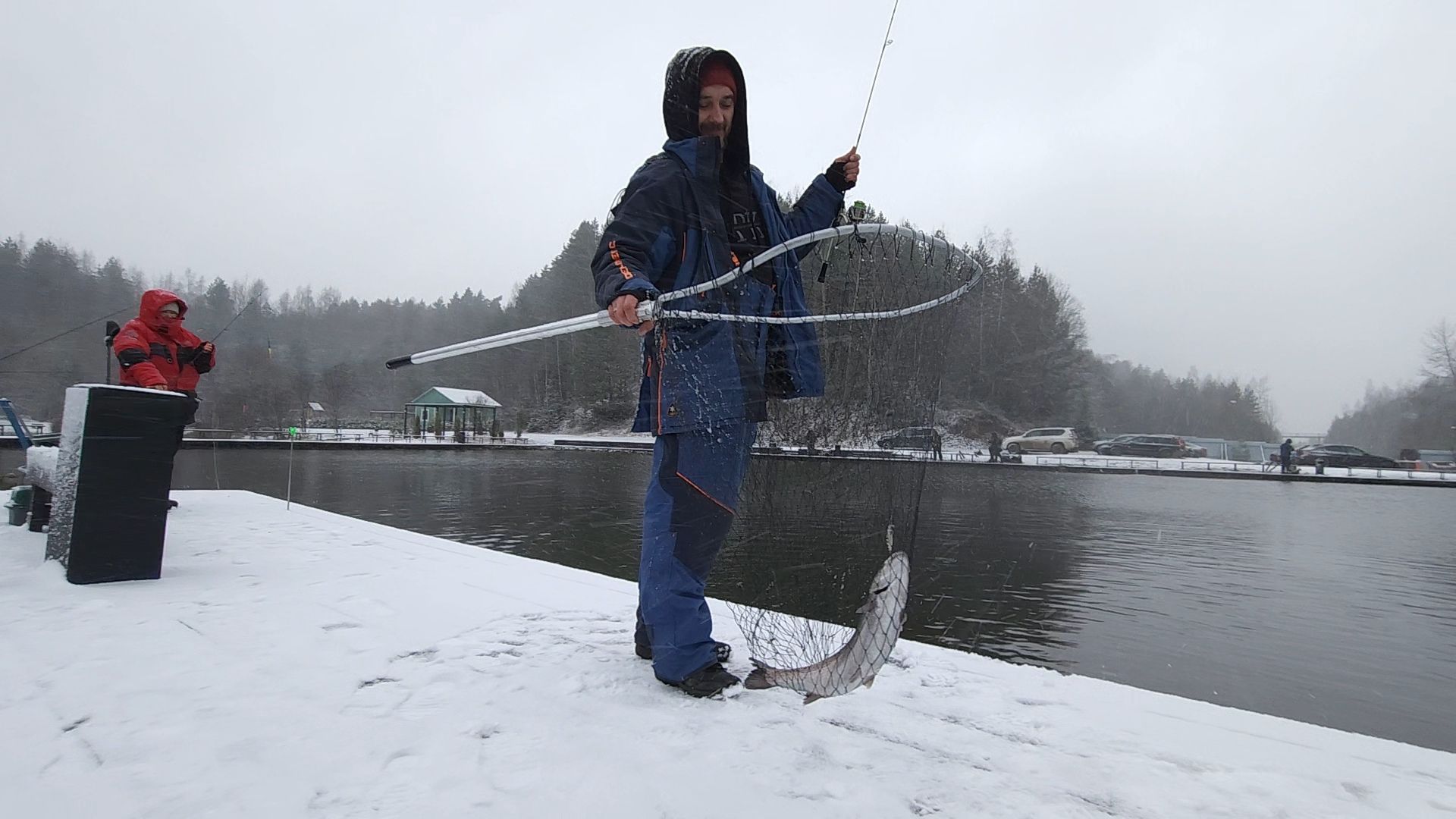 одинцово, отдых, рыбалка, форель, вертикалка, вертикальное видео,