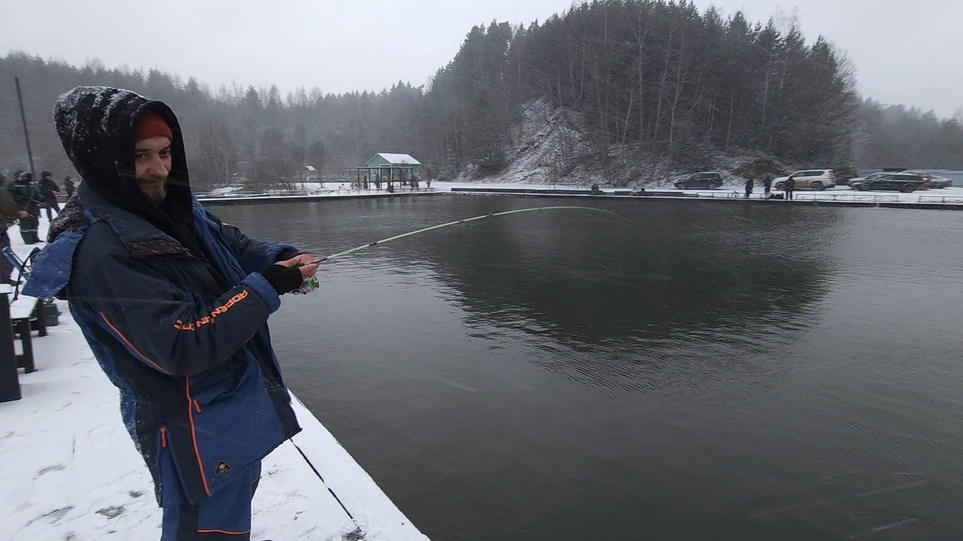 одинцово, отдых, рыбалка, форель, вертикалка, вертикальное видео,