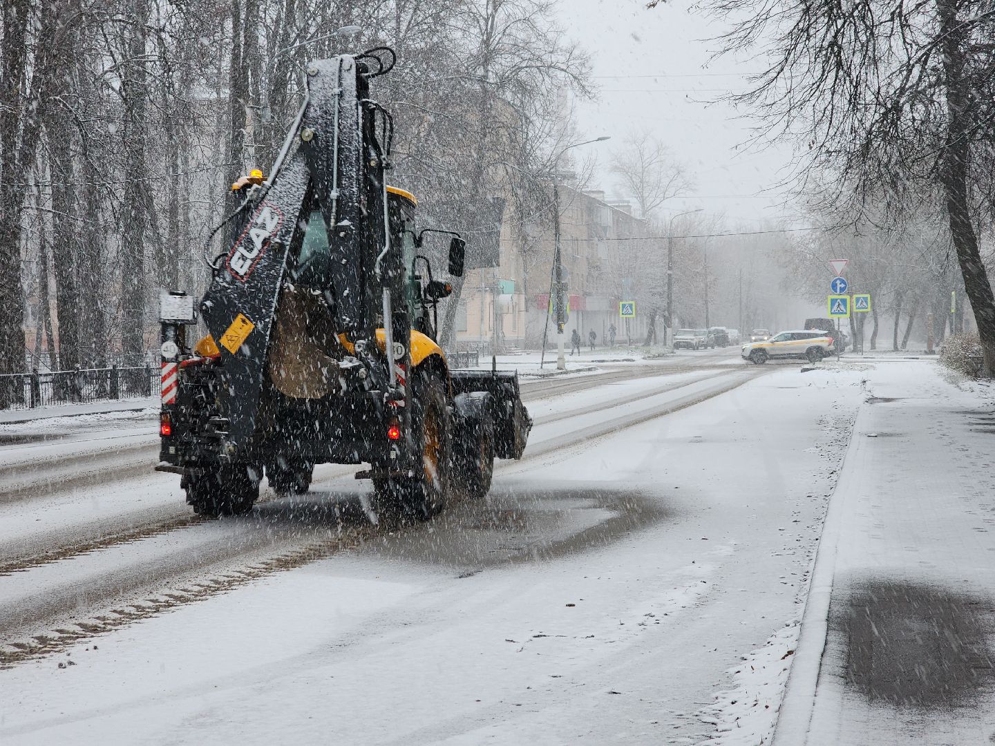 жкх, жкх подмосковья, коммунальная техника, снегоуборка, снегоуборочная техника, снегоуборочные машины, электросталь, вертикалки