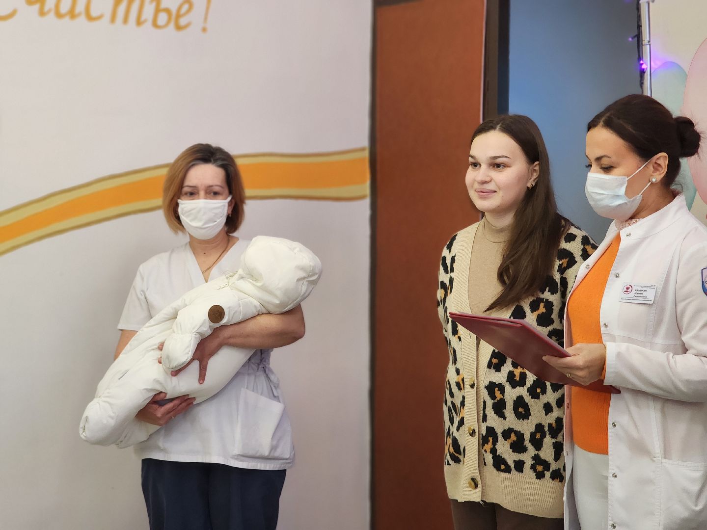 воскресенск, роддом, день матери, новорожденные дети,