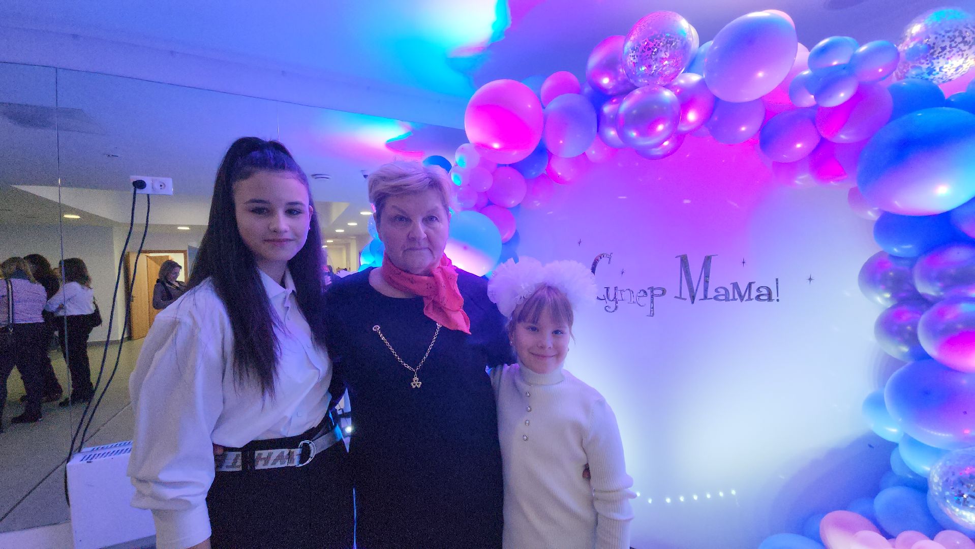 люберцы, многодетная мама, участник сво, глава городского округа люберцы владимир волков, вертикалка,