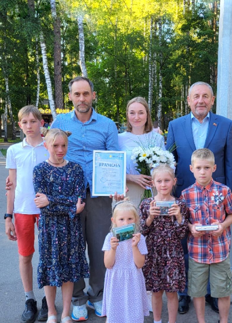 многодетная мама, жители, общество, ногинск, 5 детей, большая семья, год семьи, день матери, вертикалки